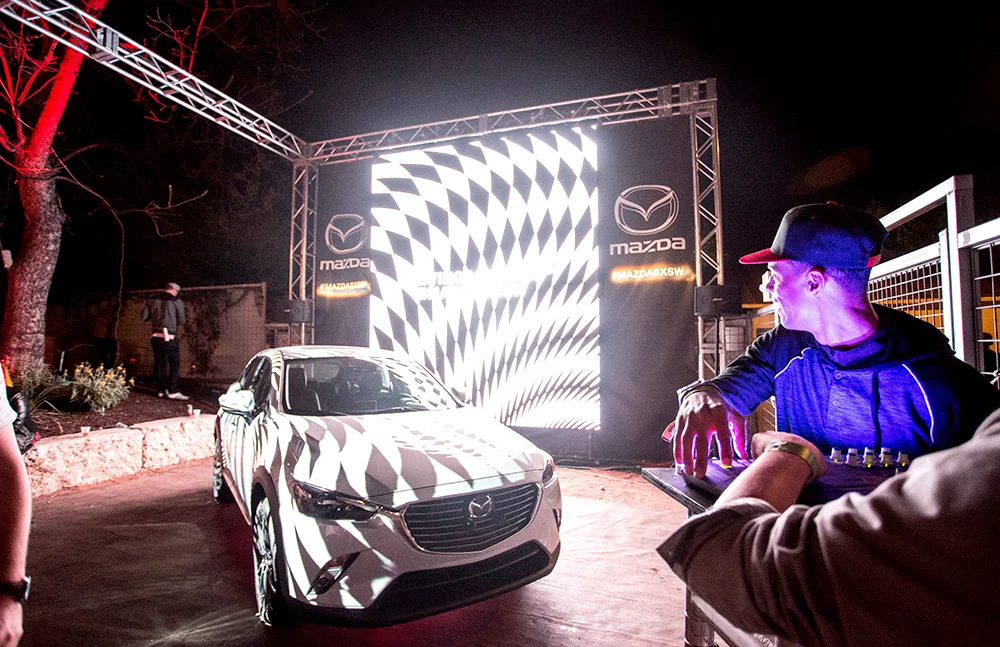 Hype_projection_images_0006_7.jpg