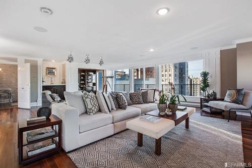 2204 Pacific Avenue #4
