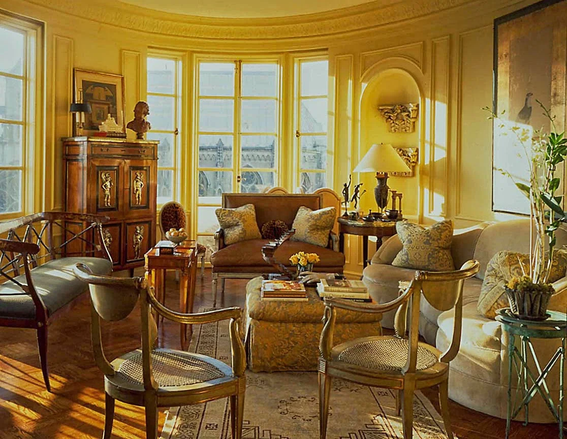 Paul Wiseman's Living room at The Chambord Apartments