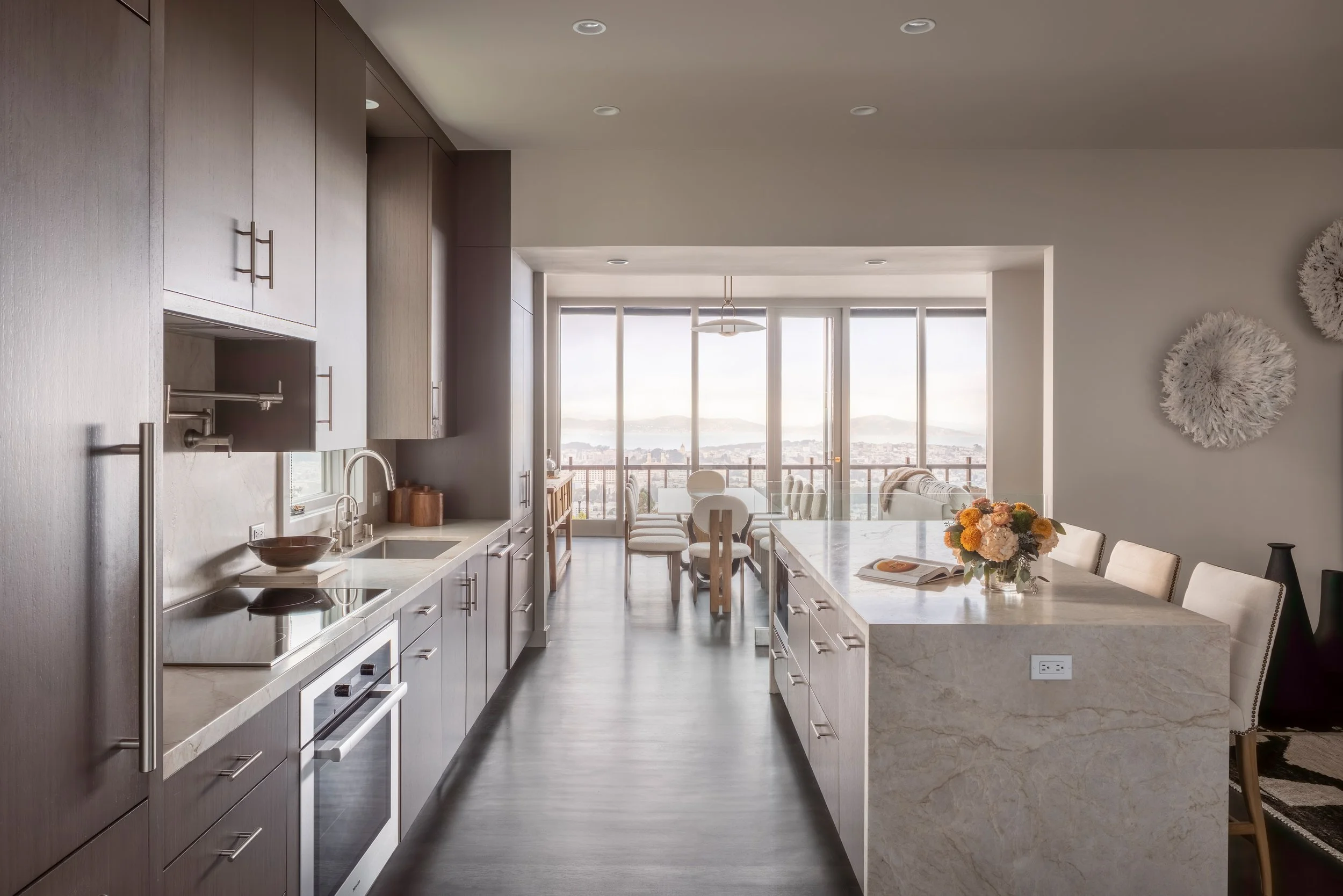 07_L1_Kitchen_View_4679.jpg