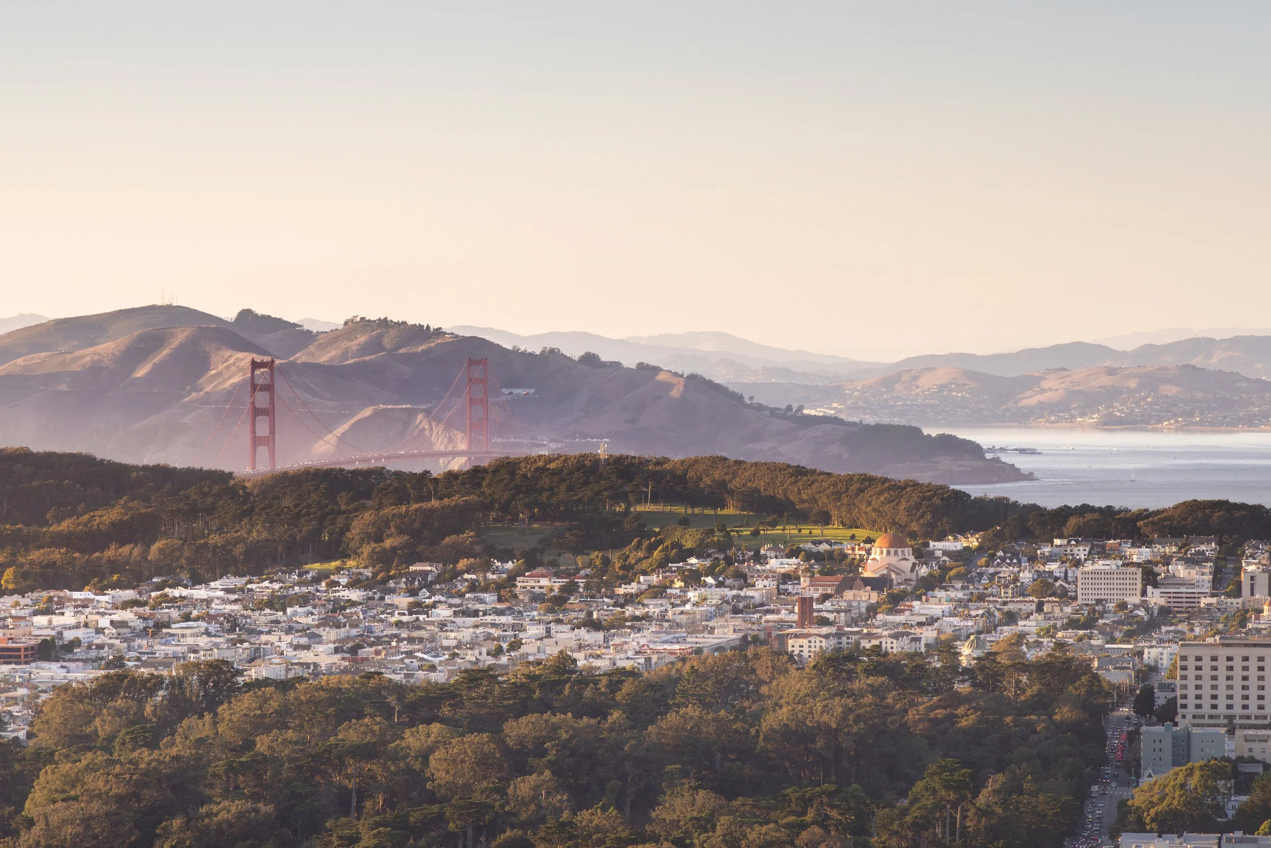 10_View_GGB_4353.jpg