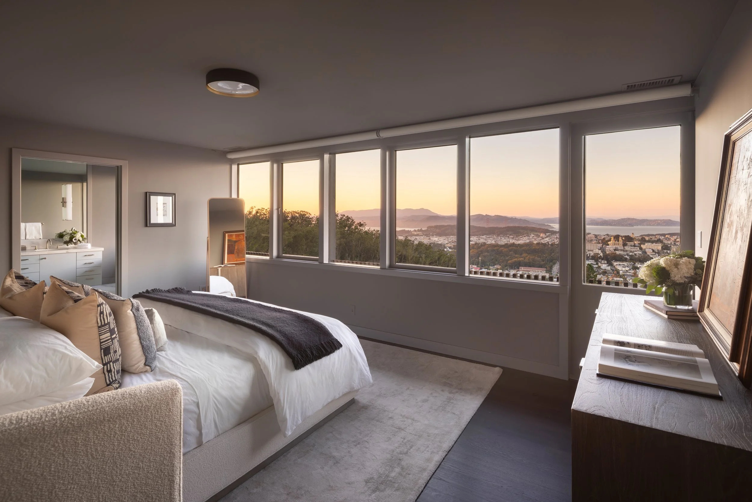 17_L2_Primary_Bed_NW_4389.jpg