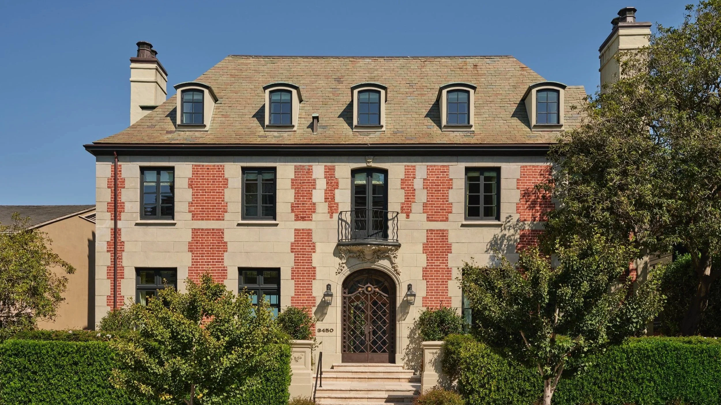 3450 Washington Street