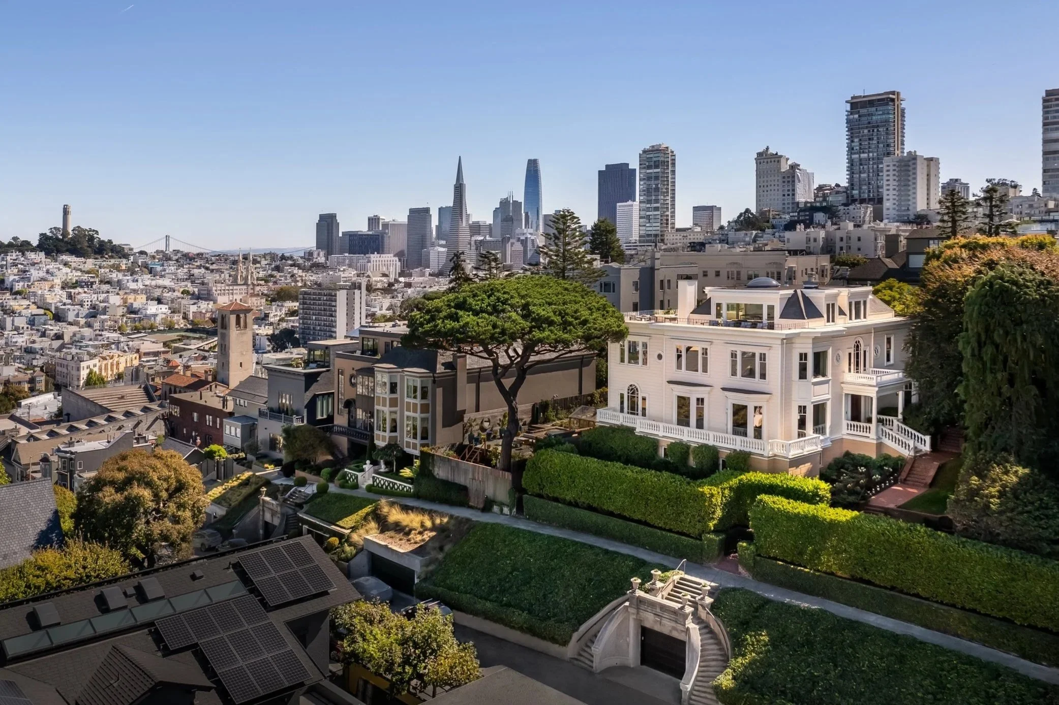 825 Francisco Street