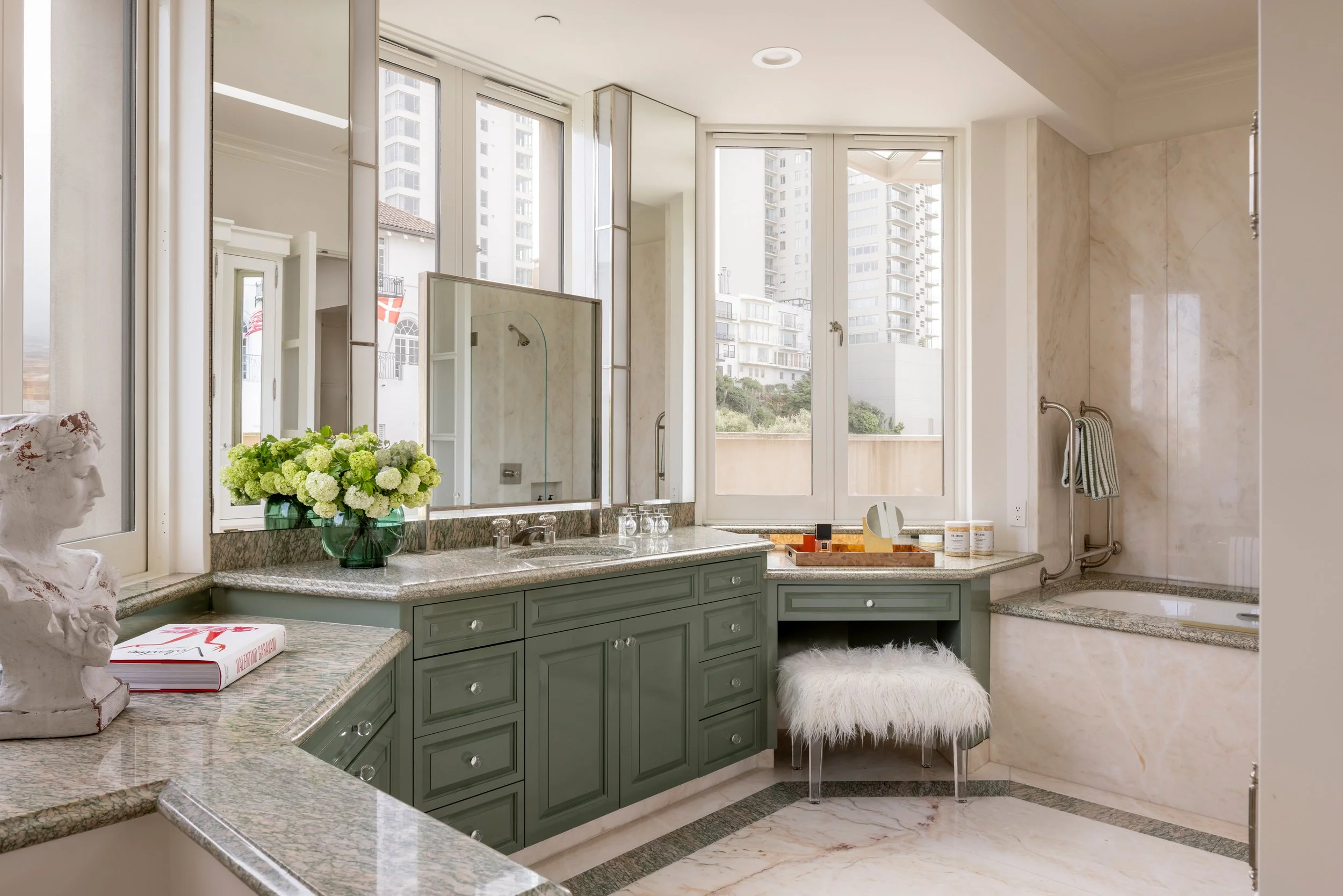 fr_16_L2_Primary_Bath_6794.jpg