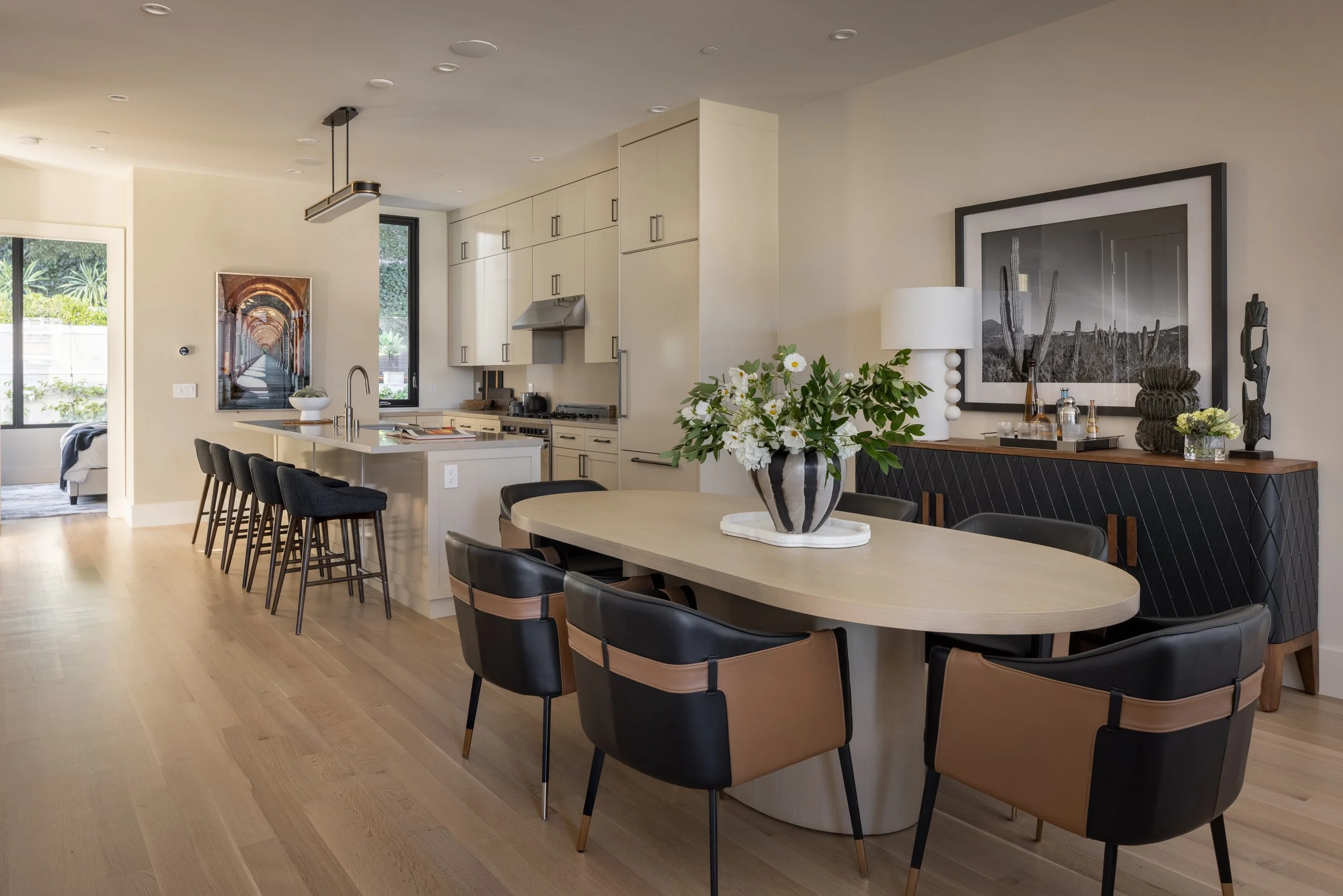 L1_Dining_Kitchen_2719.jpg