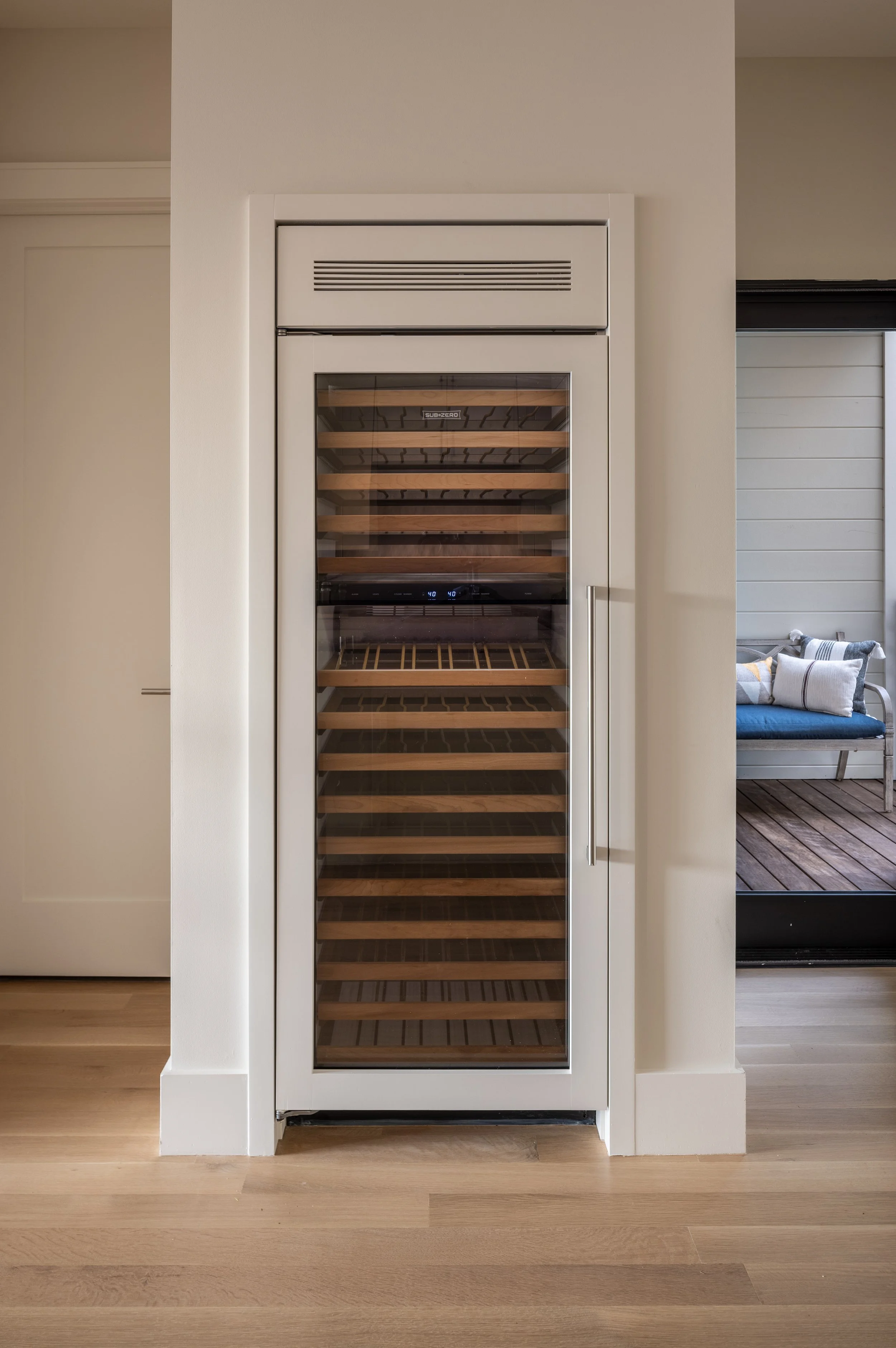 L1_Kitchen_Fridge_2913.jpg