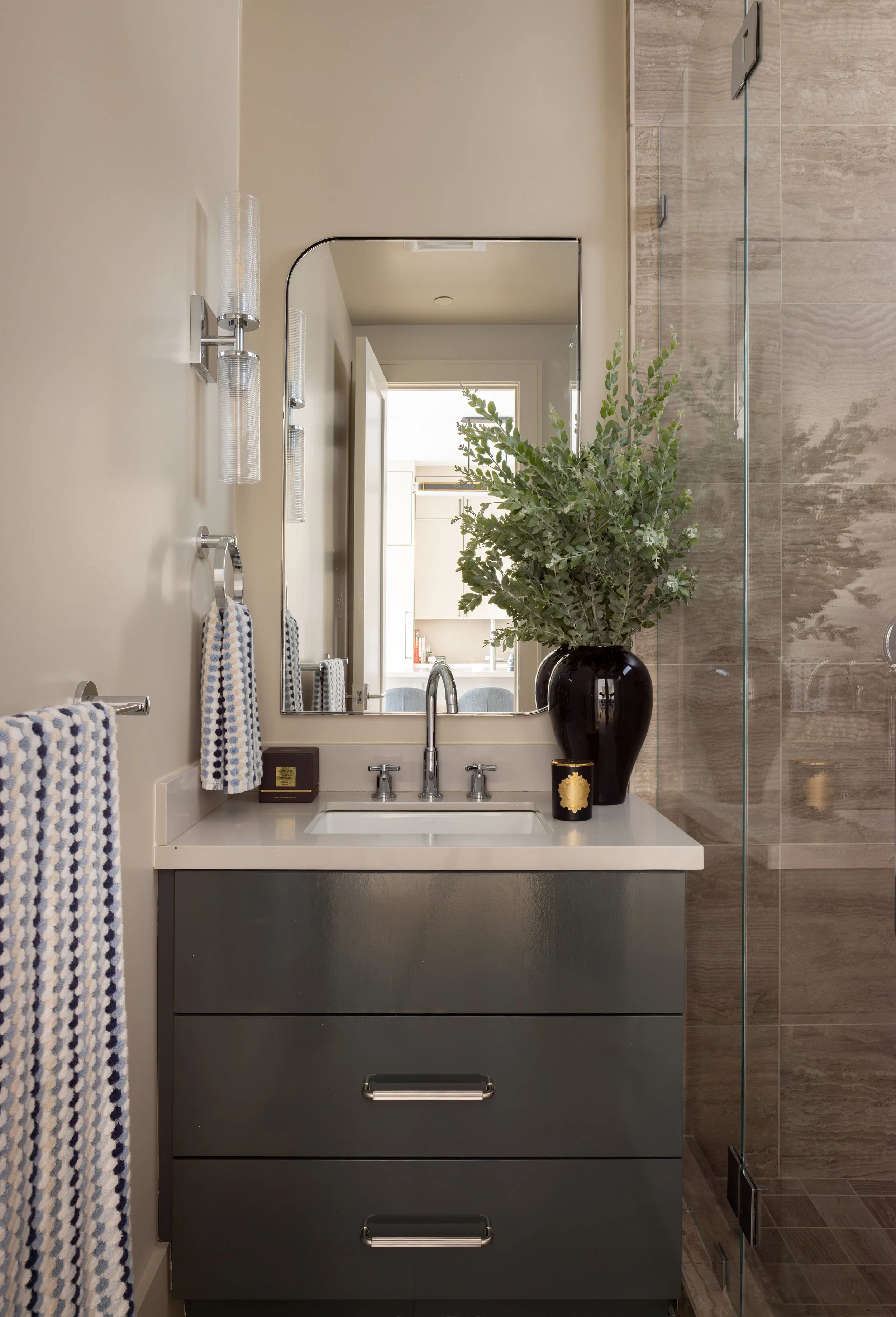 L1_P-Bath_2594.jpg
