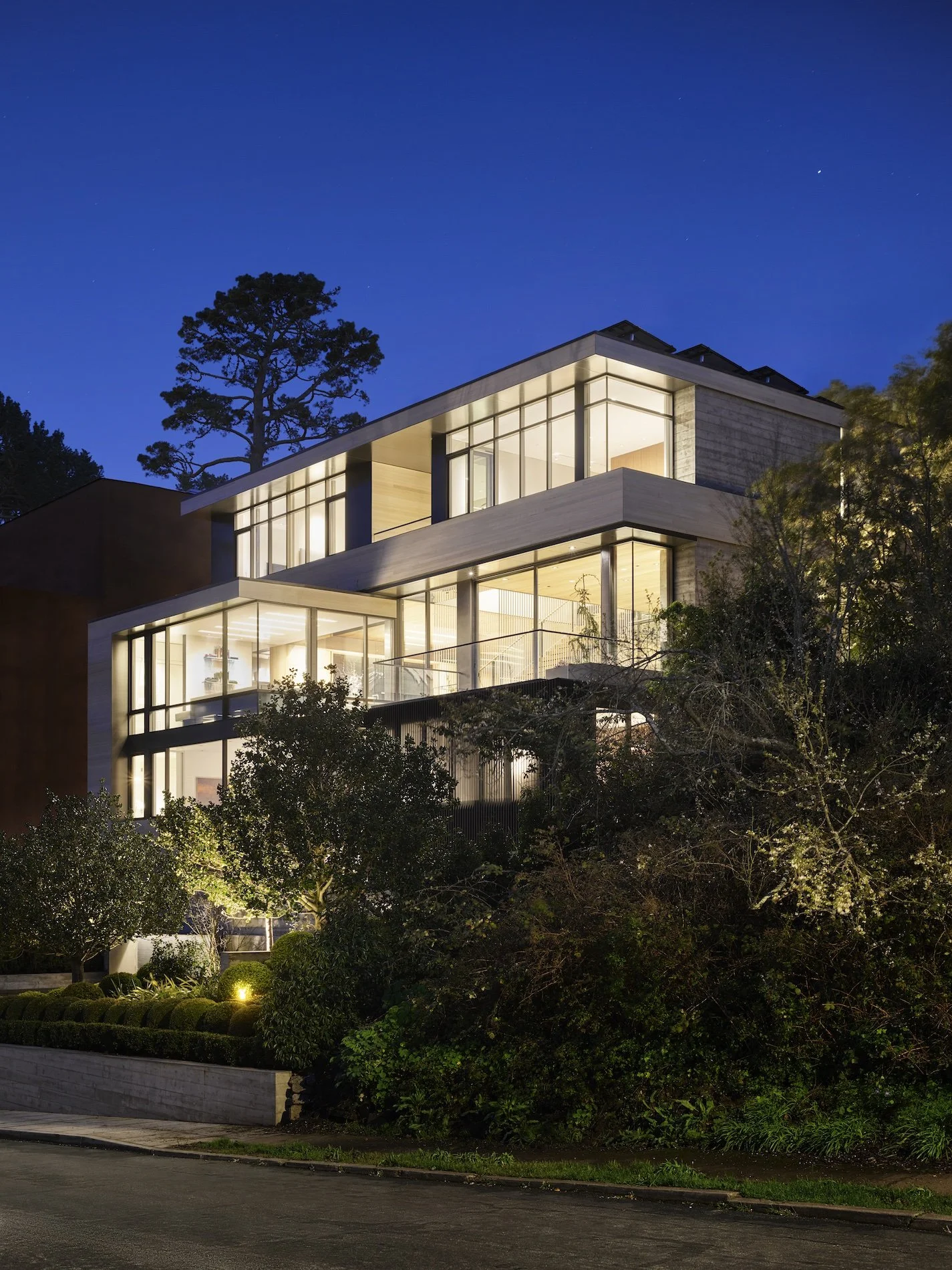 Maniscalco_Collins_Weir-Belgrave-1460 copy.jpg