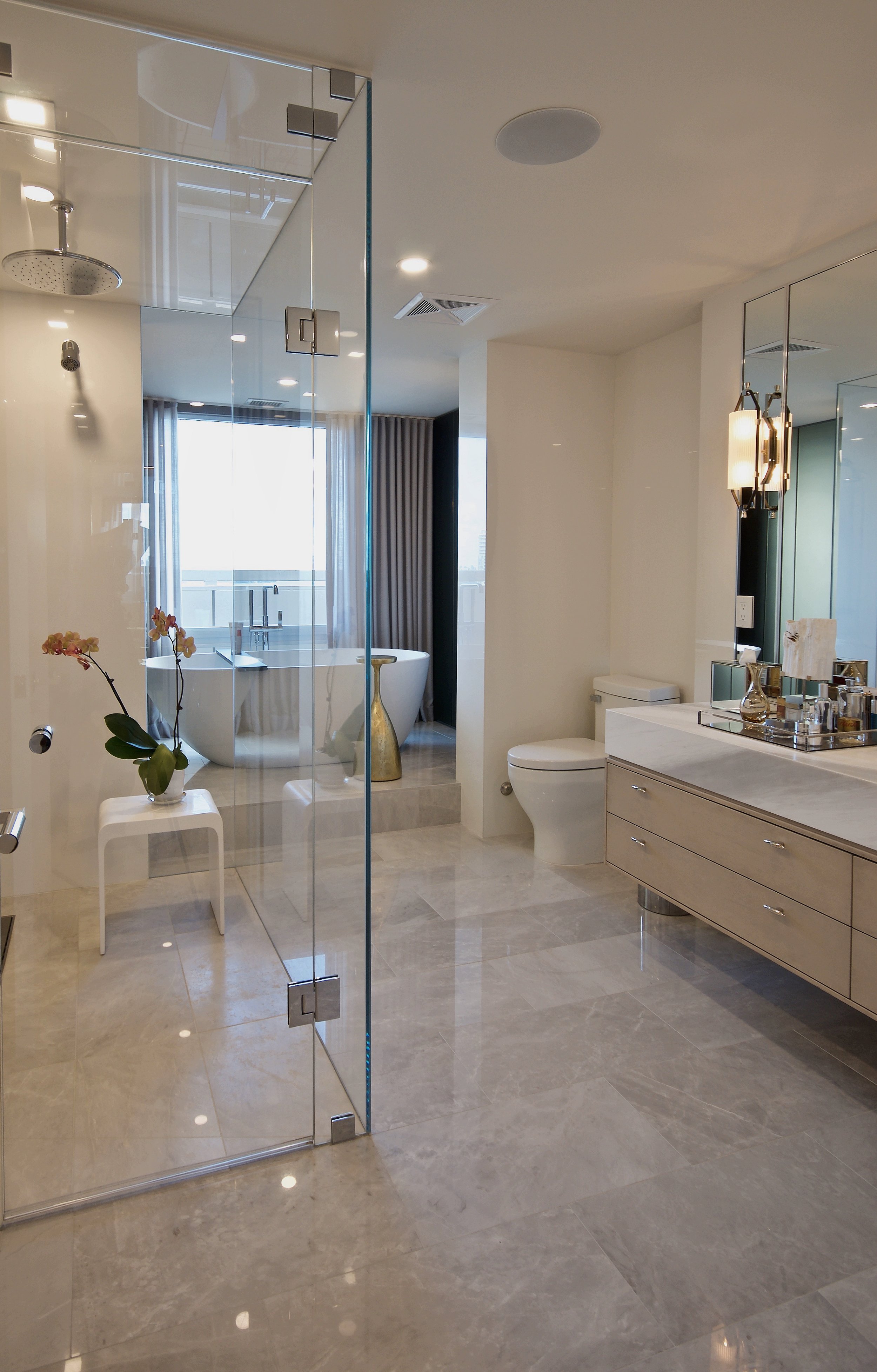 Ensuite with vanity.jpg