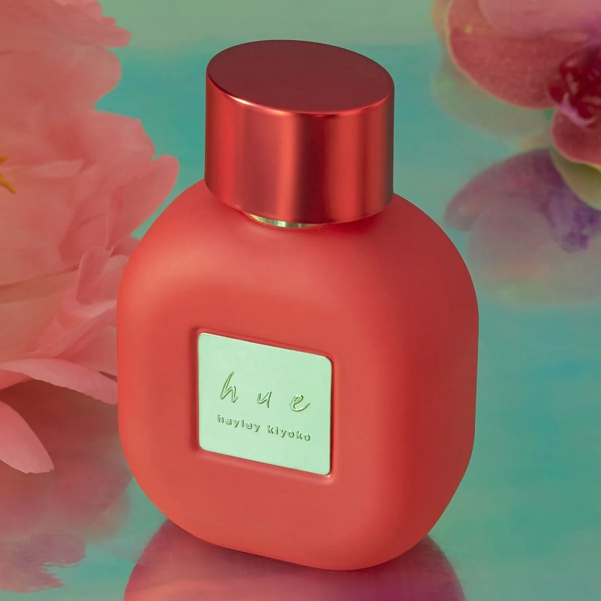 6f1fb03194daa9af7cce05f01e43164243-scent-memories-hayley-kiyoko-2.2x.rsquare.w600.jpg