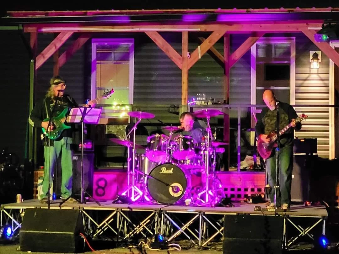 Sanctuary Band w/ Stiletto