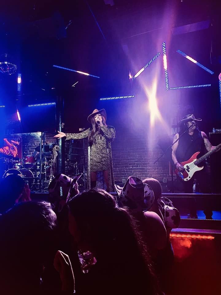 Totally  Shania- Shania Twain Tribute Act