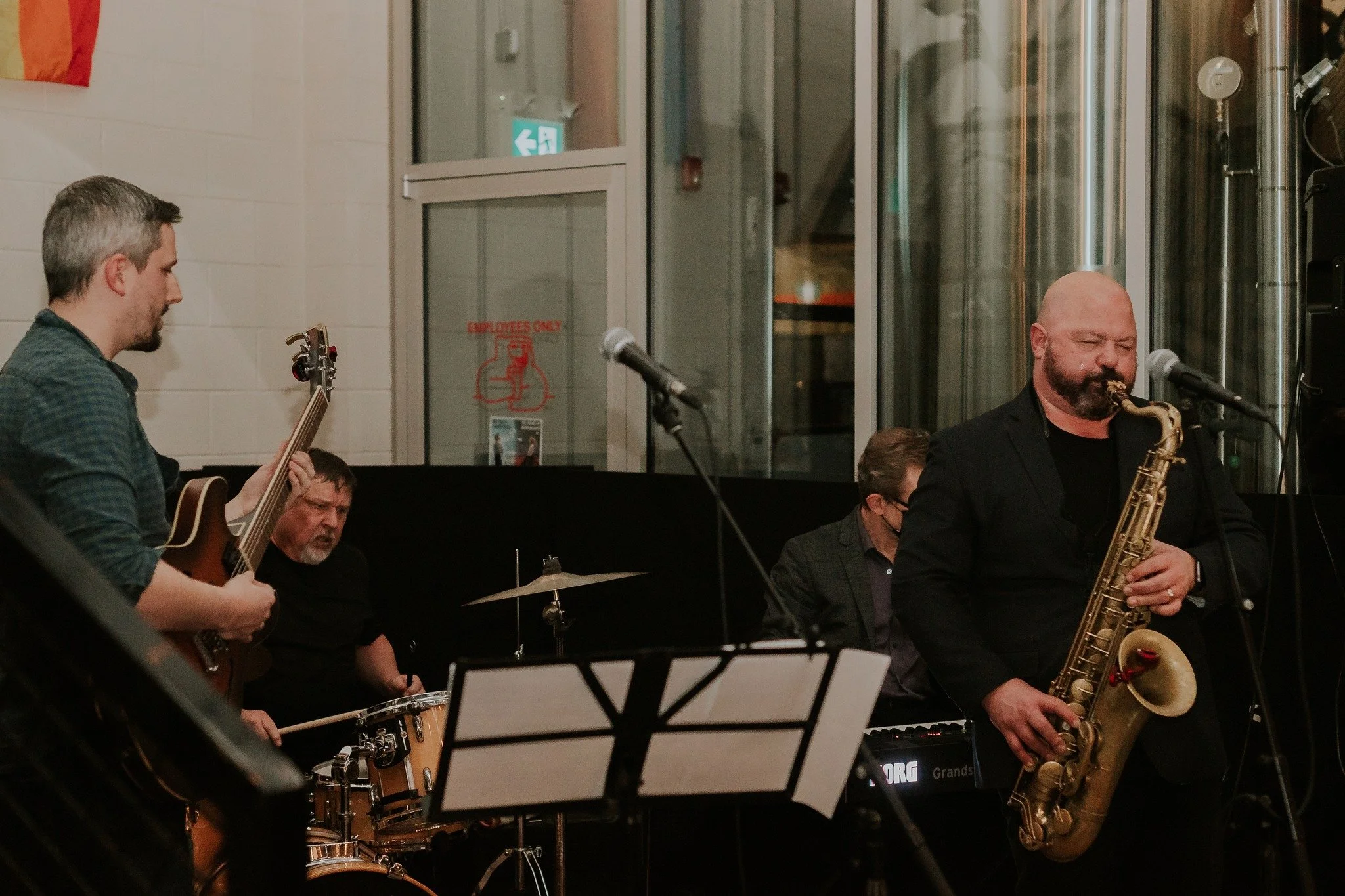 Bob Tarr &amp; Lakeside Swing