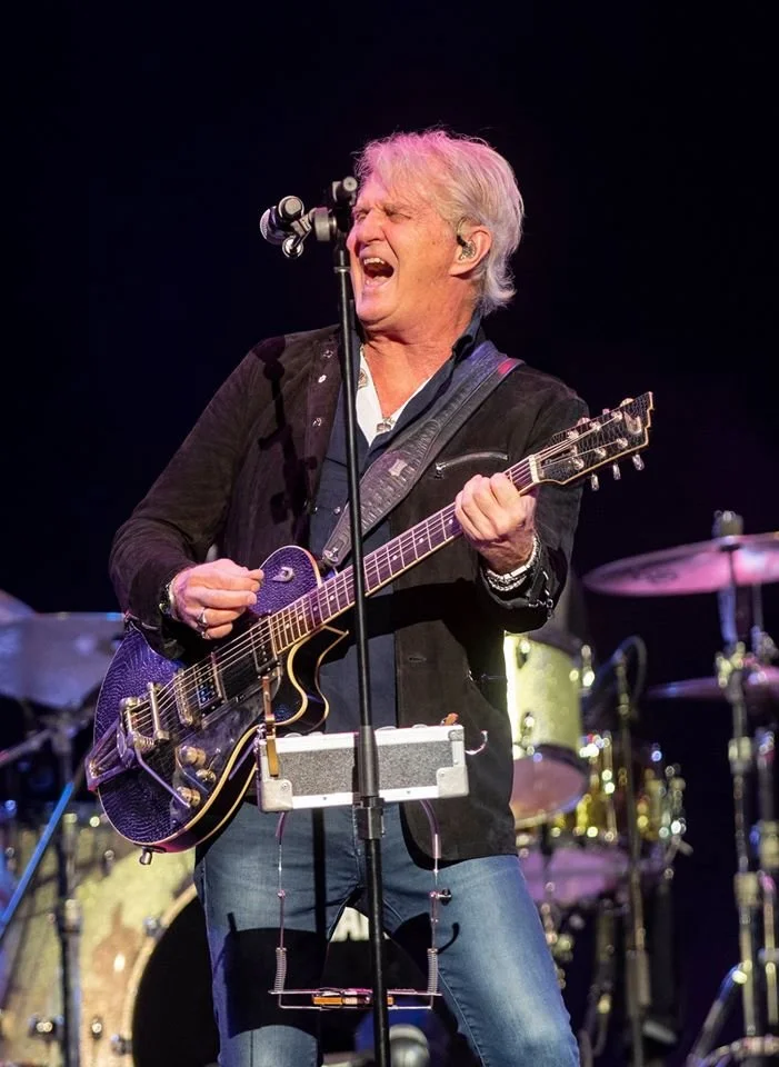 Tom Cochrane Duo