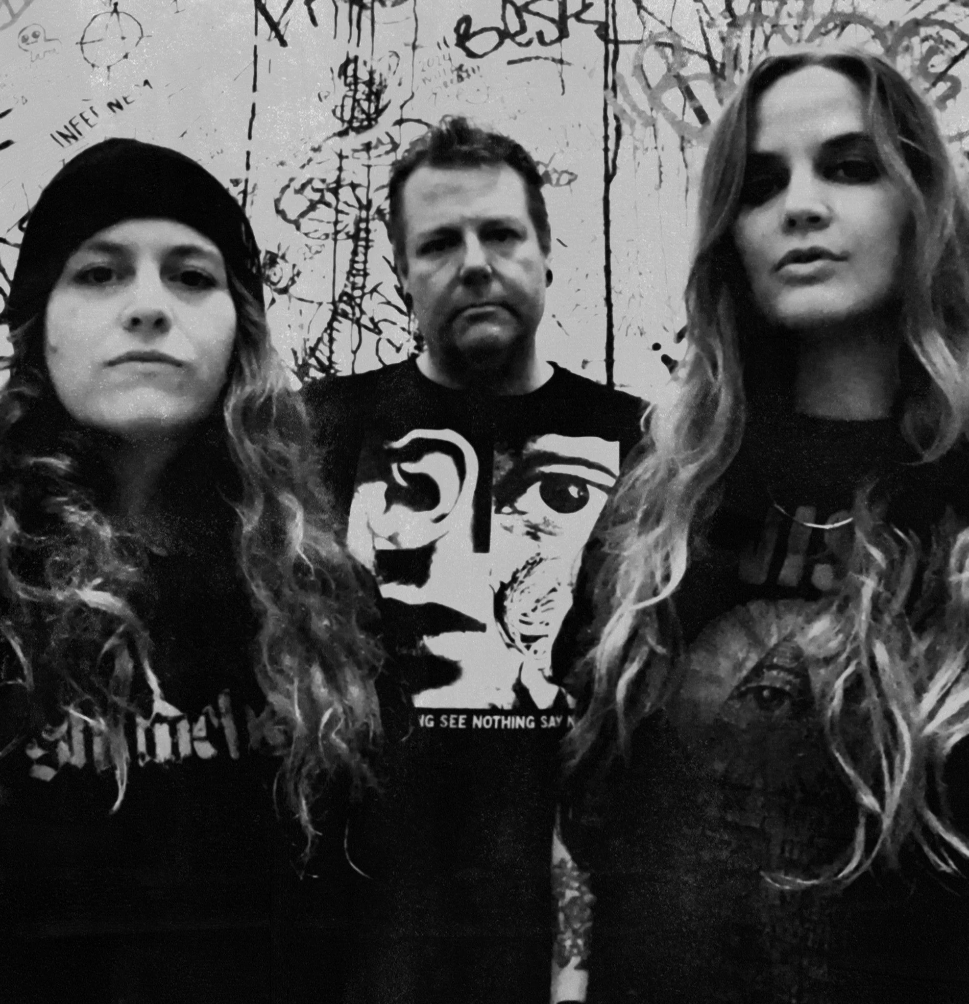 Temptress w/Space Queen &amp; Sweet Beast