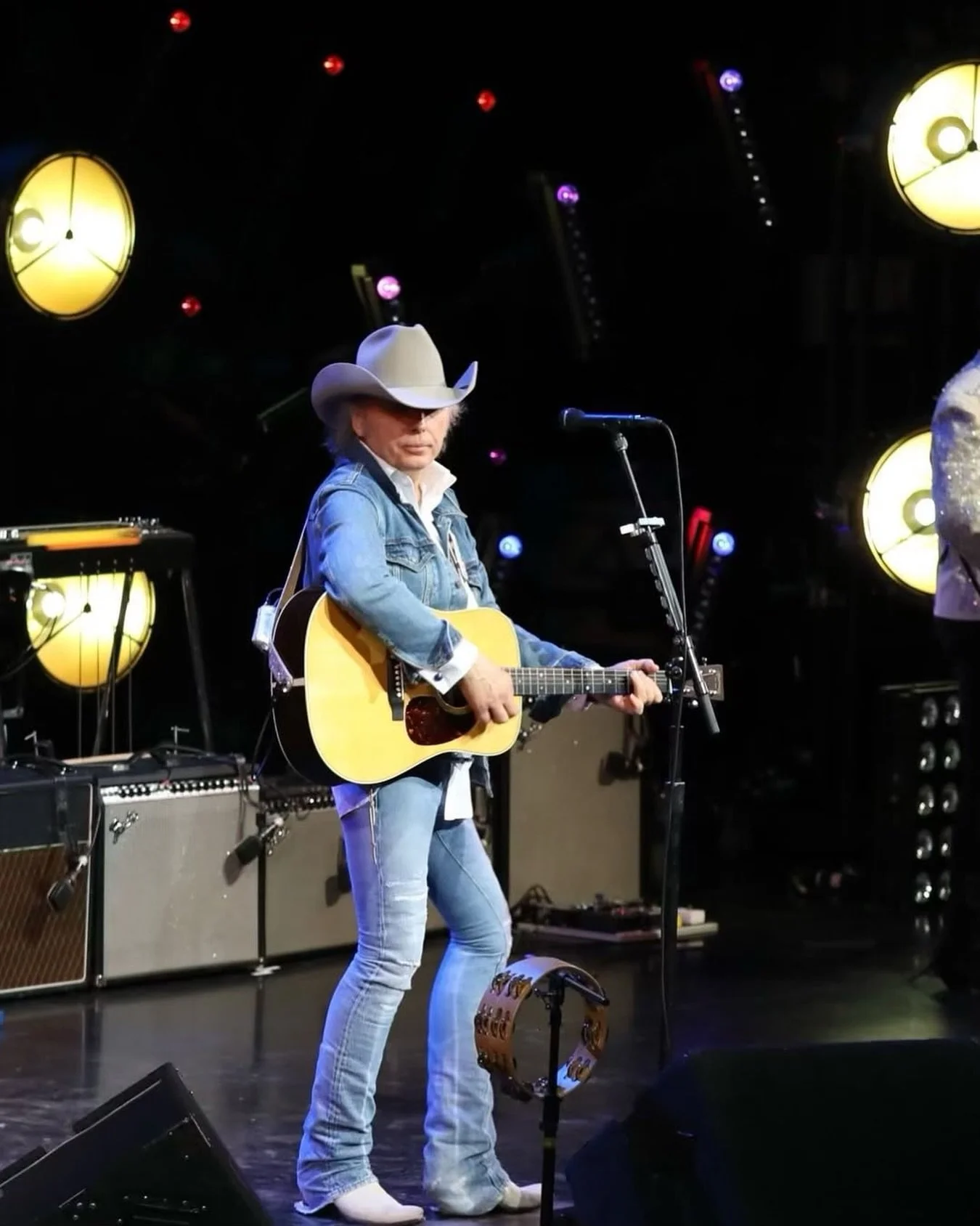 Dwight Yoakam