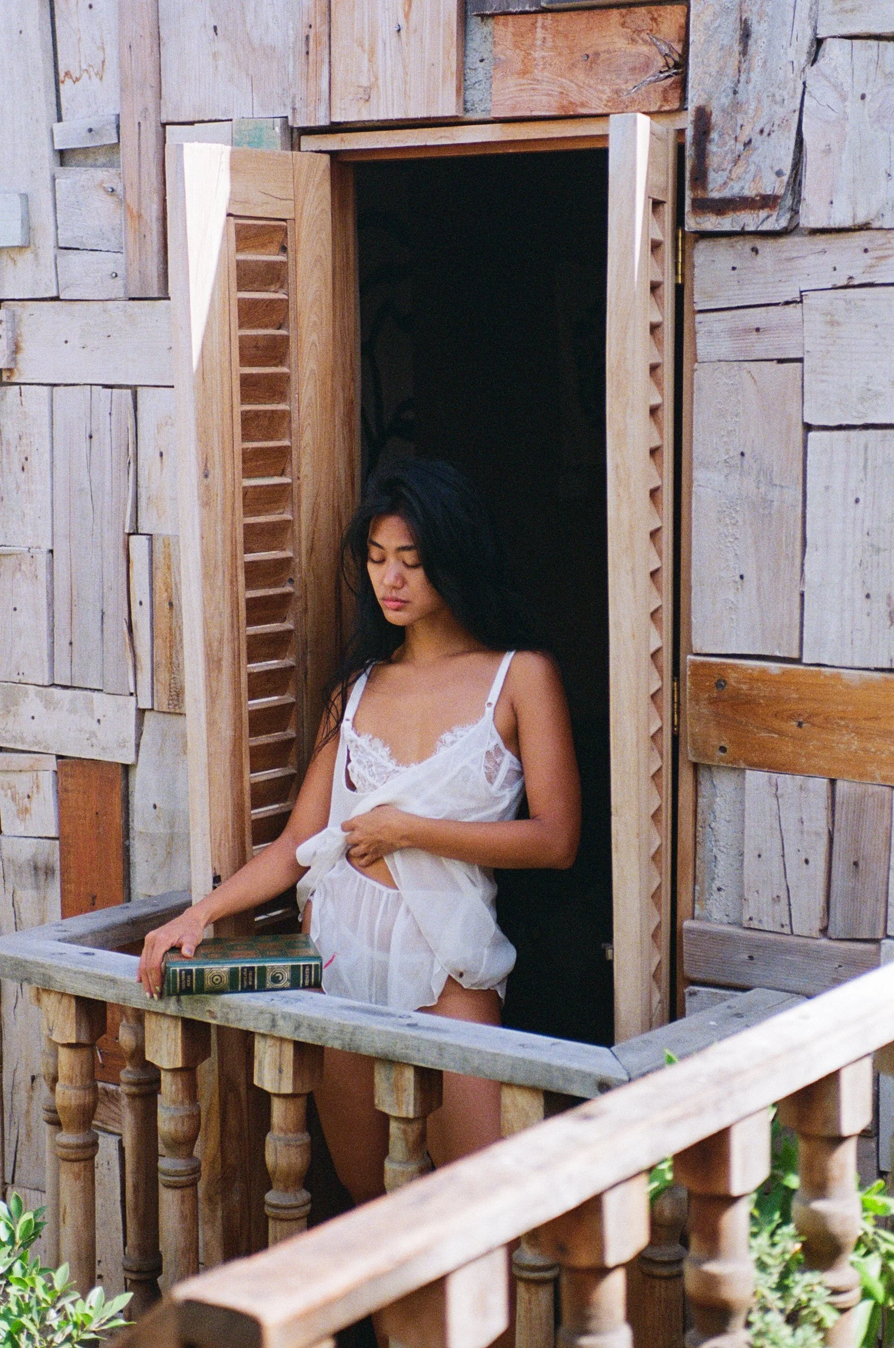 SusanBerry_GooseberryIntimates_NewYorkCity_Tulum_SilkLingerie-30.jpg