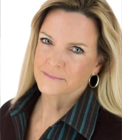 Sundays @ 7 with Staci Robbins at The Adobe Rose in Santa Fe NM