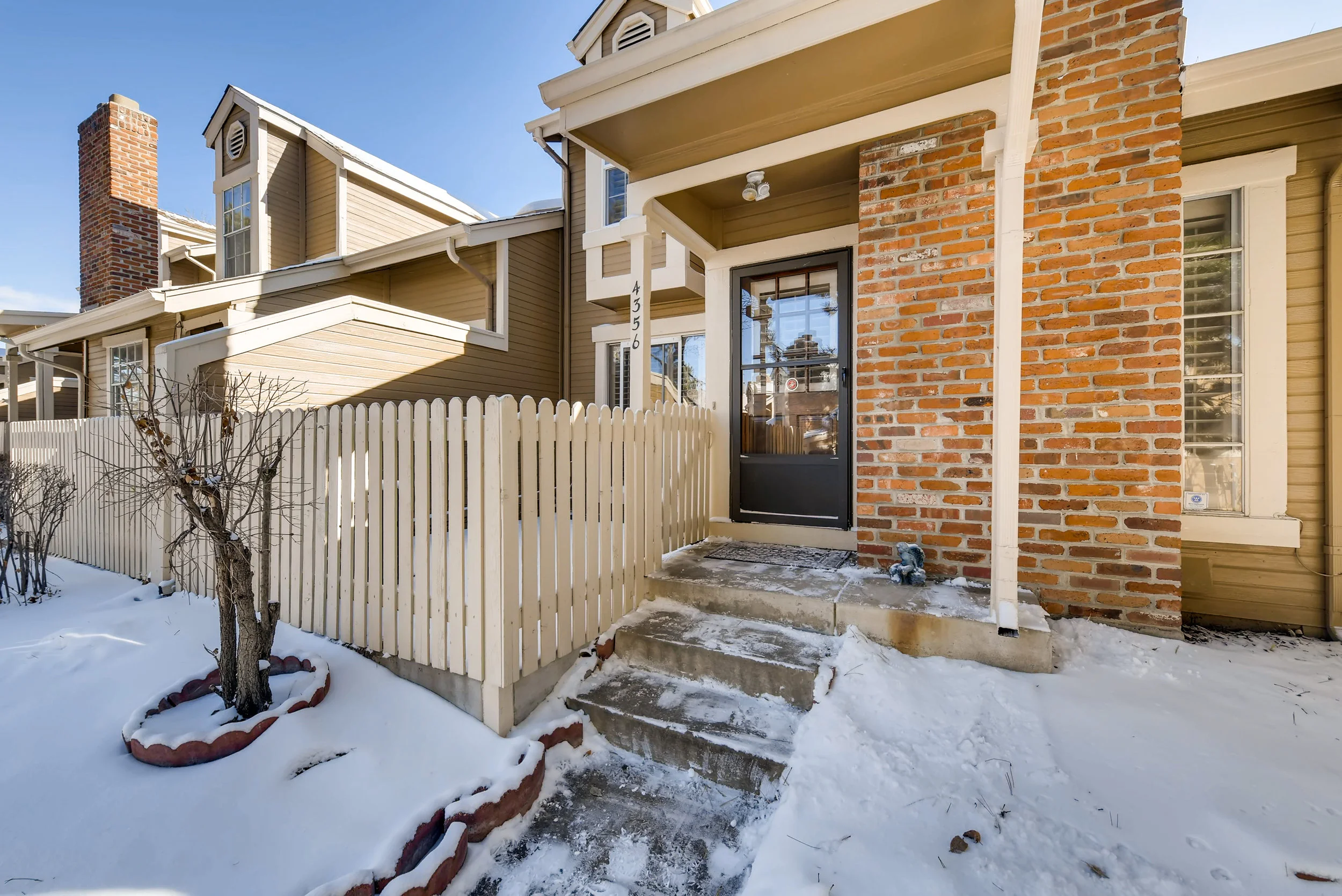 4356 S BlackHawk Way Aurora CO-print-004-23-Exterior Front Entry-3600x2404-300dpi.jpg