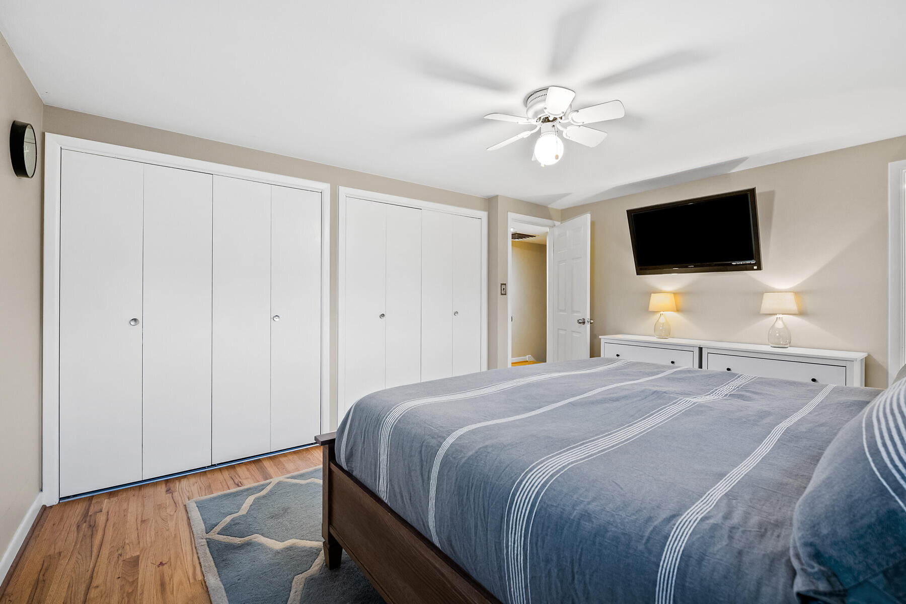 10461 Livingston Dr Northglenn-029-015-Upper Level Master Bedroom-MLS_Size.jpg