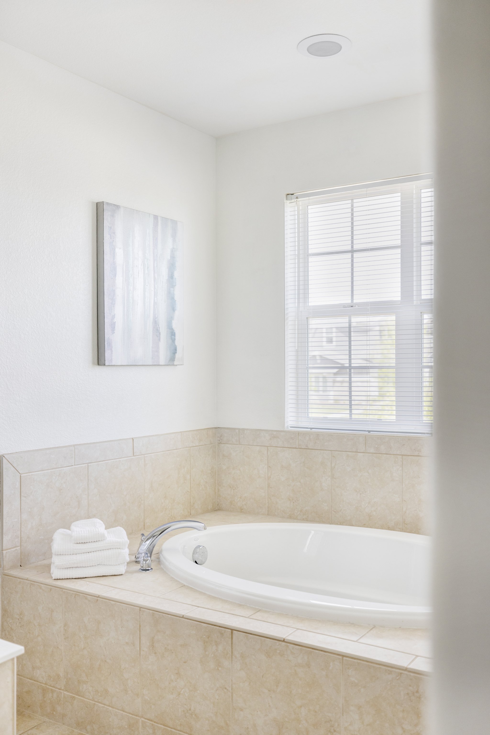 RaeScott_6083 S Millbrook Ct_web-25.jpg