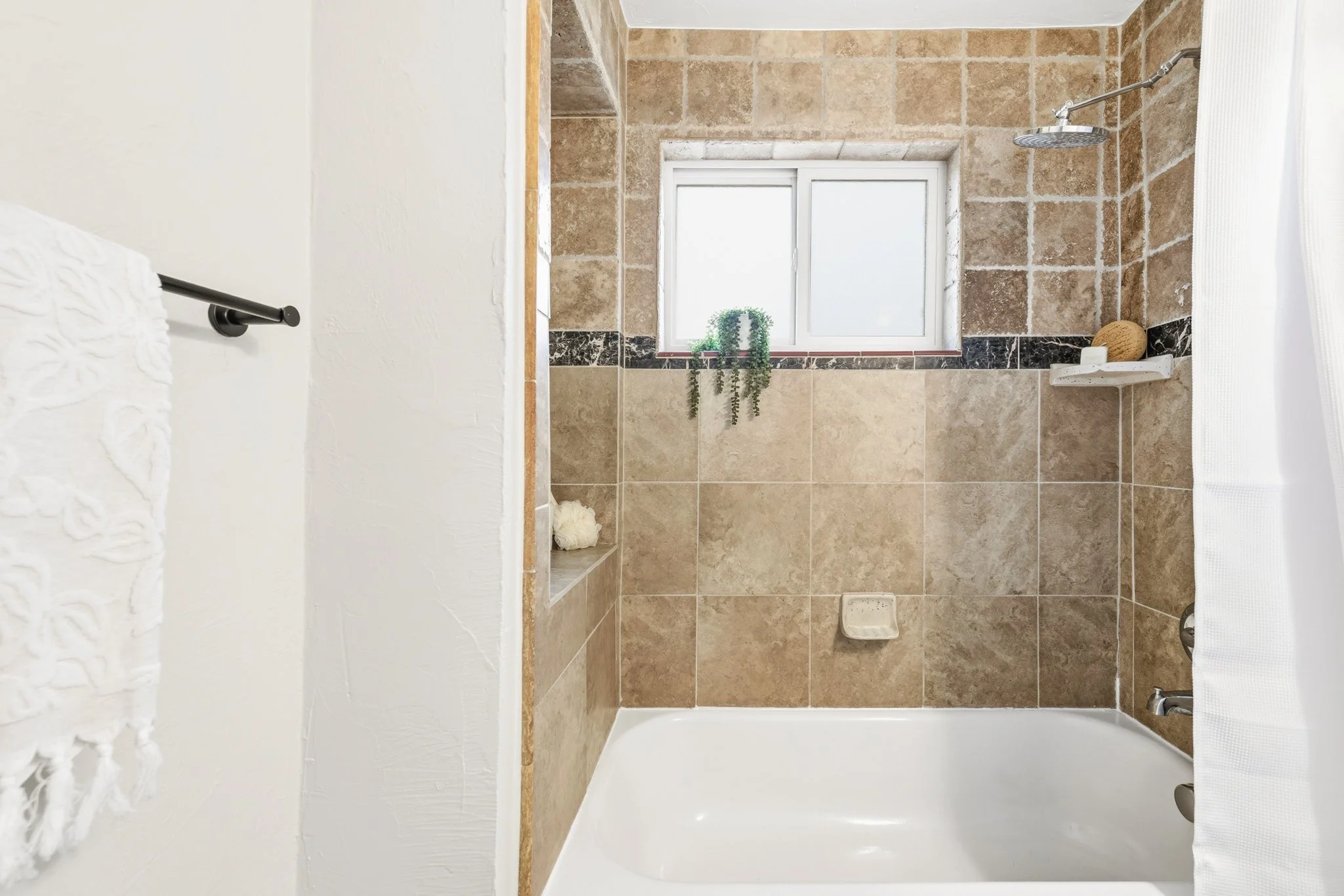 3315 Clayton St, Denver 80205-25.jpg