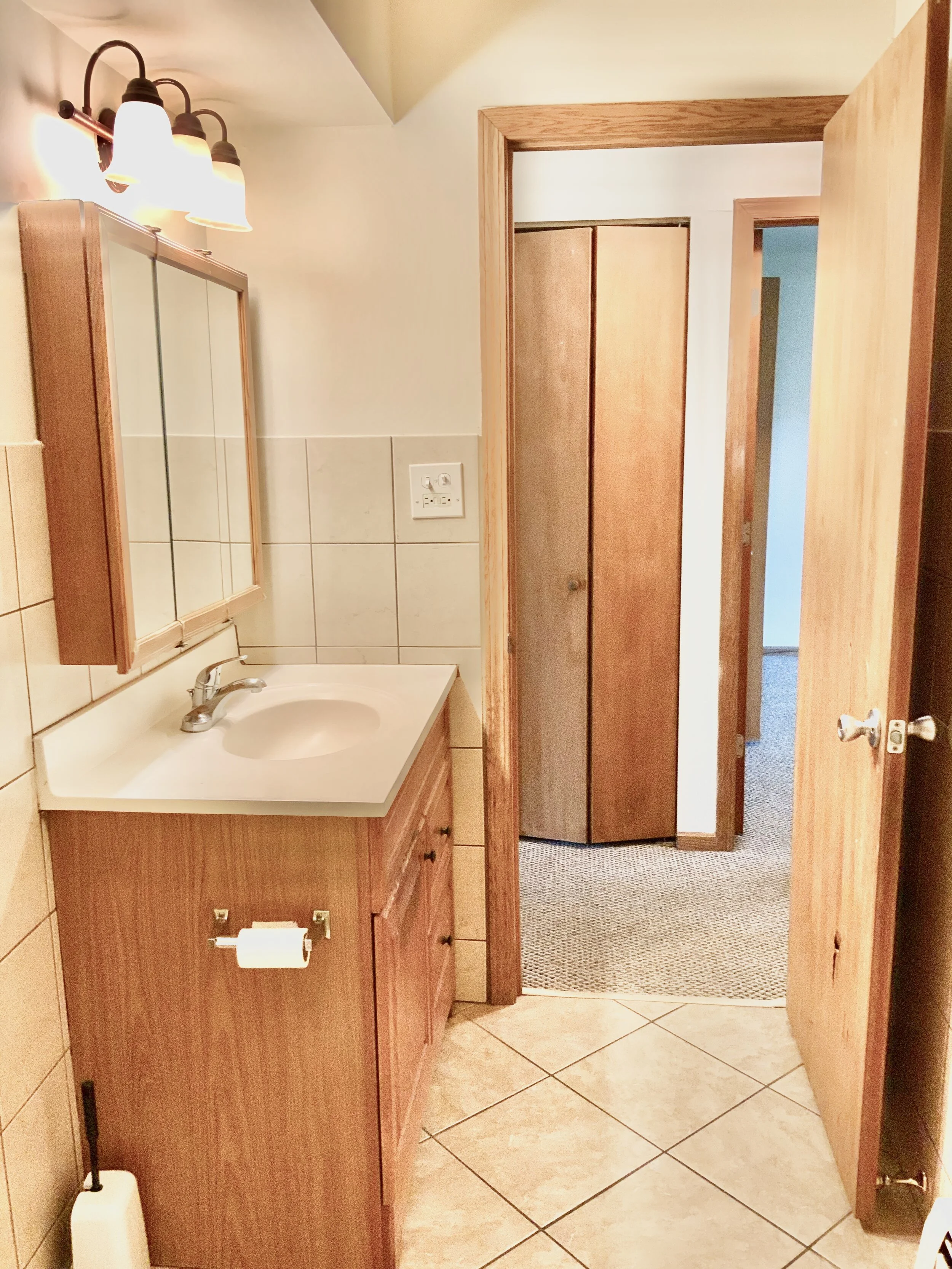 91ACE1F5-1382-4A35-B209-D187F4BEAA44