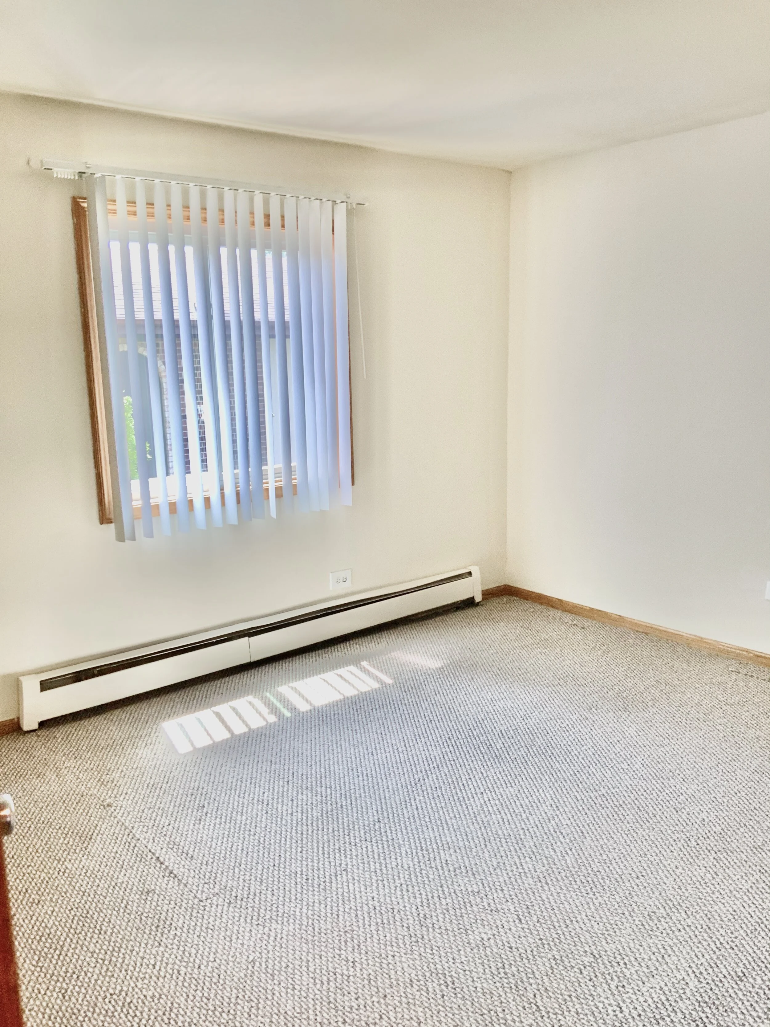 81D0A677-C46C-4F91-B5CD-6D17334E7AB7