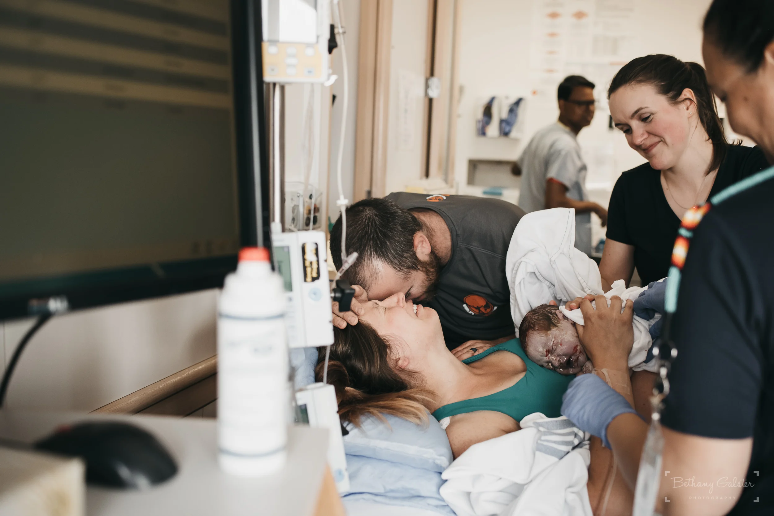 Calgary Birth Photographer_Richardson (31 of 80).jpg