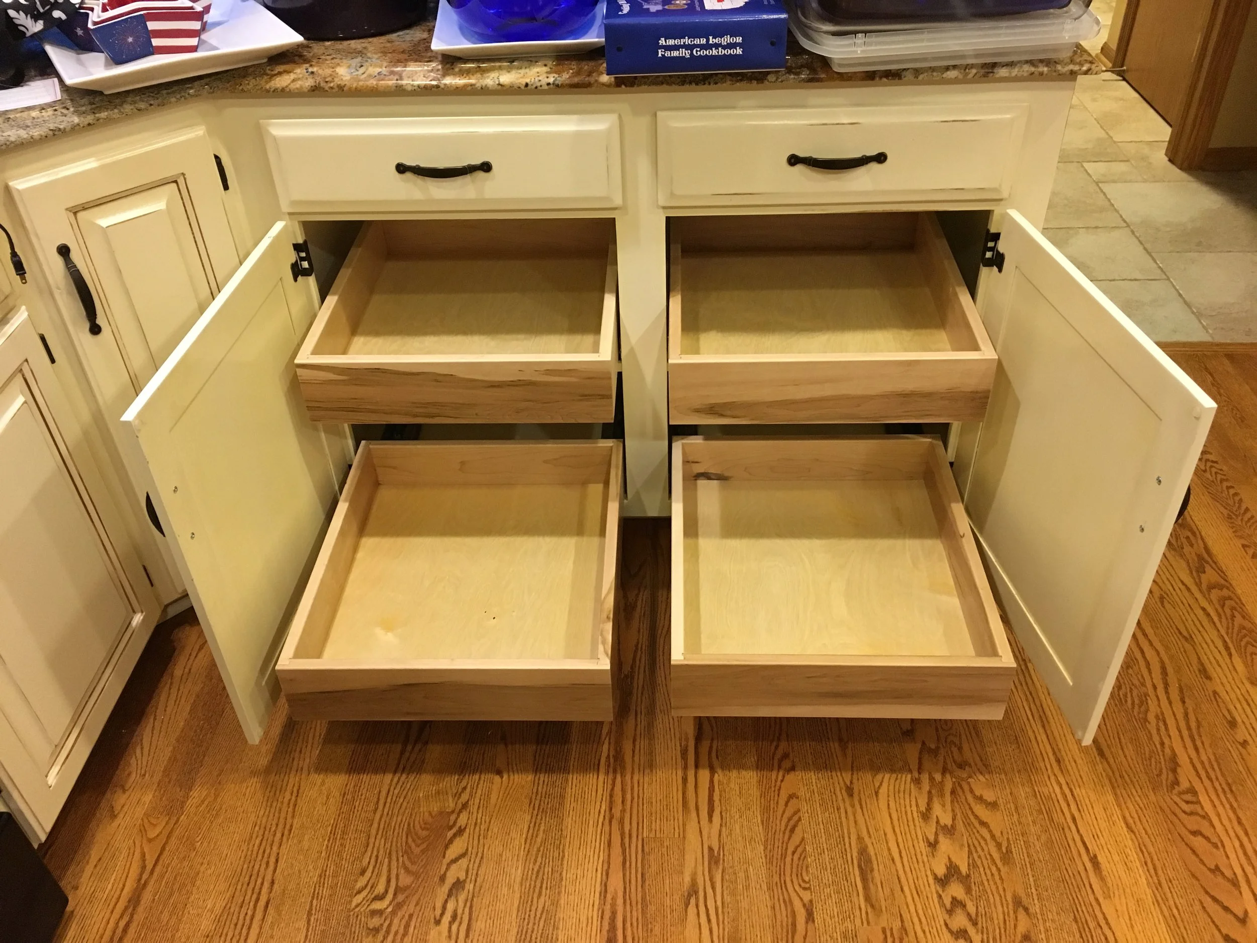 Silvia Drawers 5.JPG