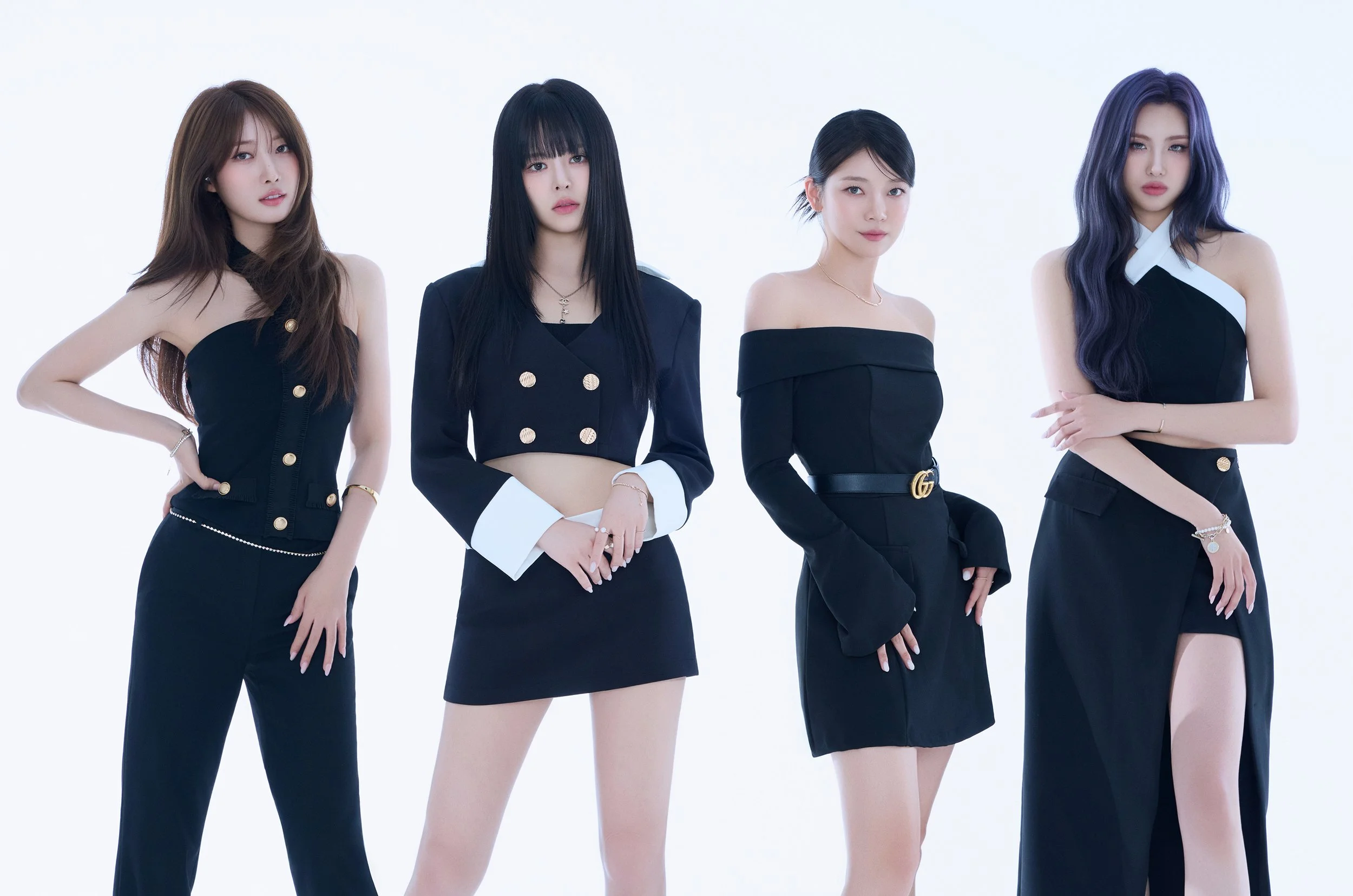EVERGLOW Signs with CHXXTA COMPANY