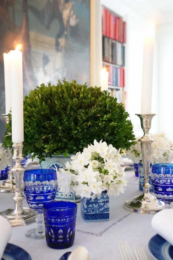 We love boxwoods indoors. Just make sure you have lots of natural light and rotate them to the outdoors for a lasting indoor plant. Image: Carolyne Roehm 