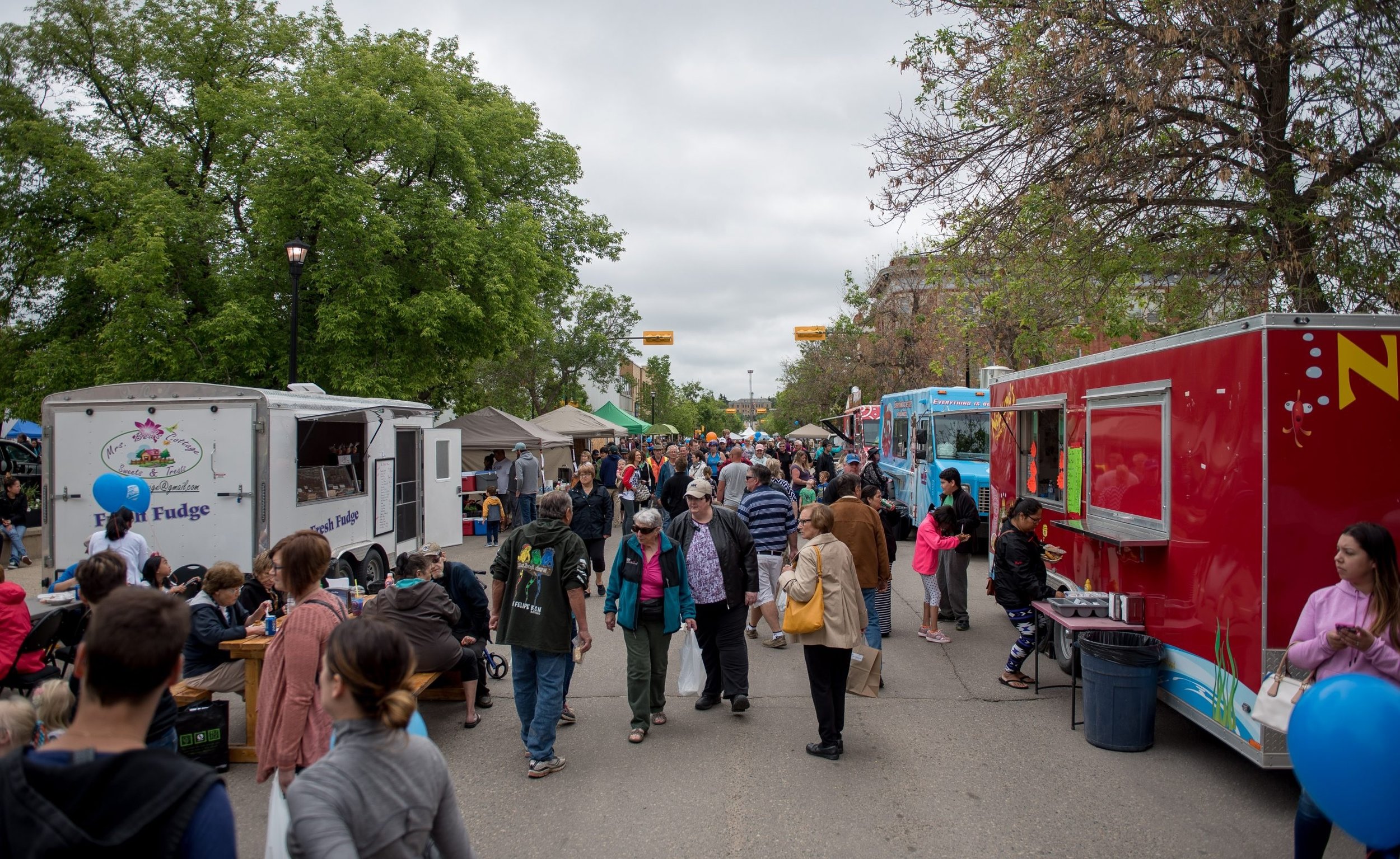 Street fair 2.jpg