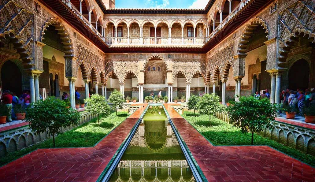Royal_Alcazar_de_Seville.jpg