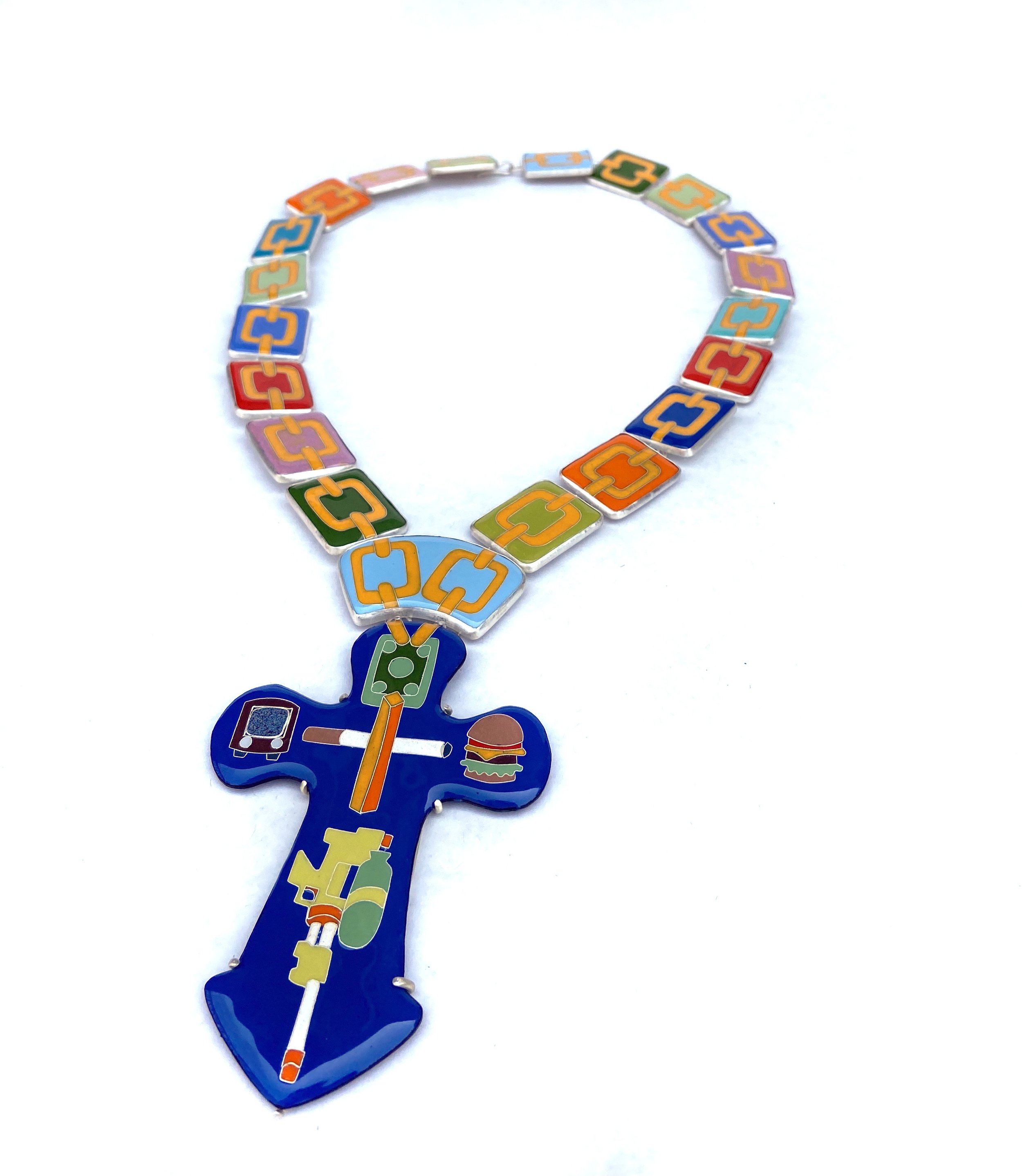 value necklace detail.jpg