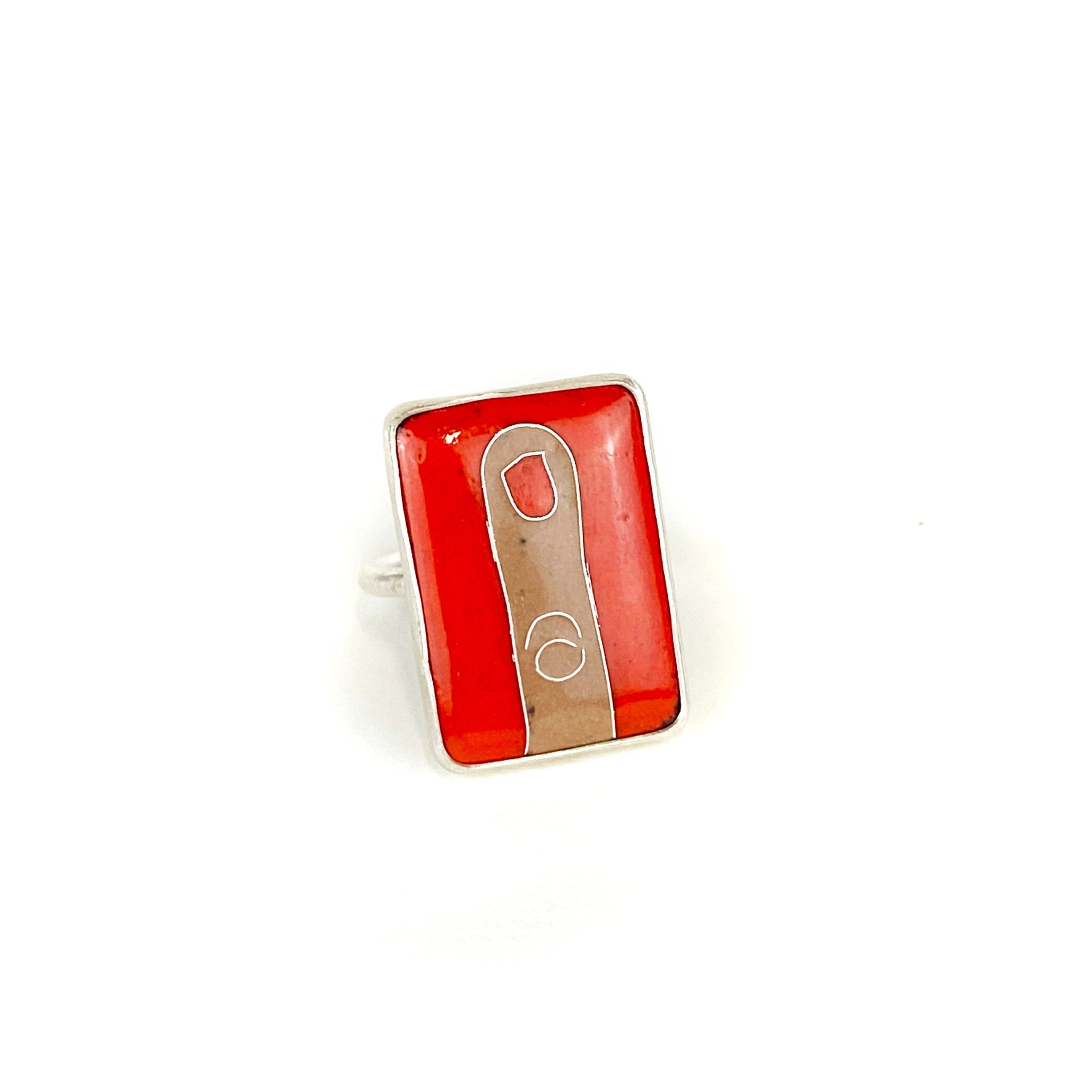 red+finger+ring+.jpg