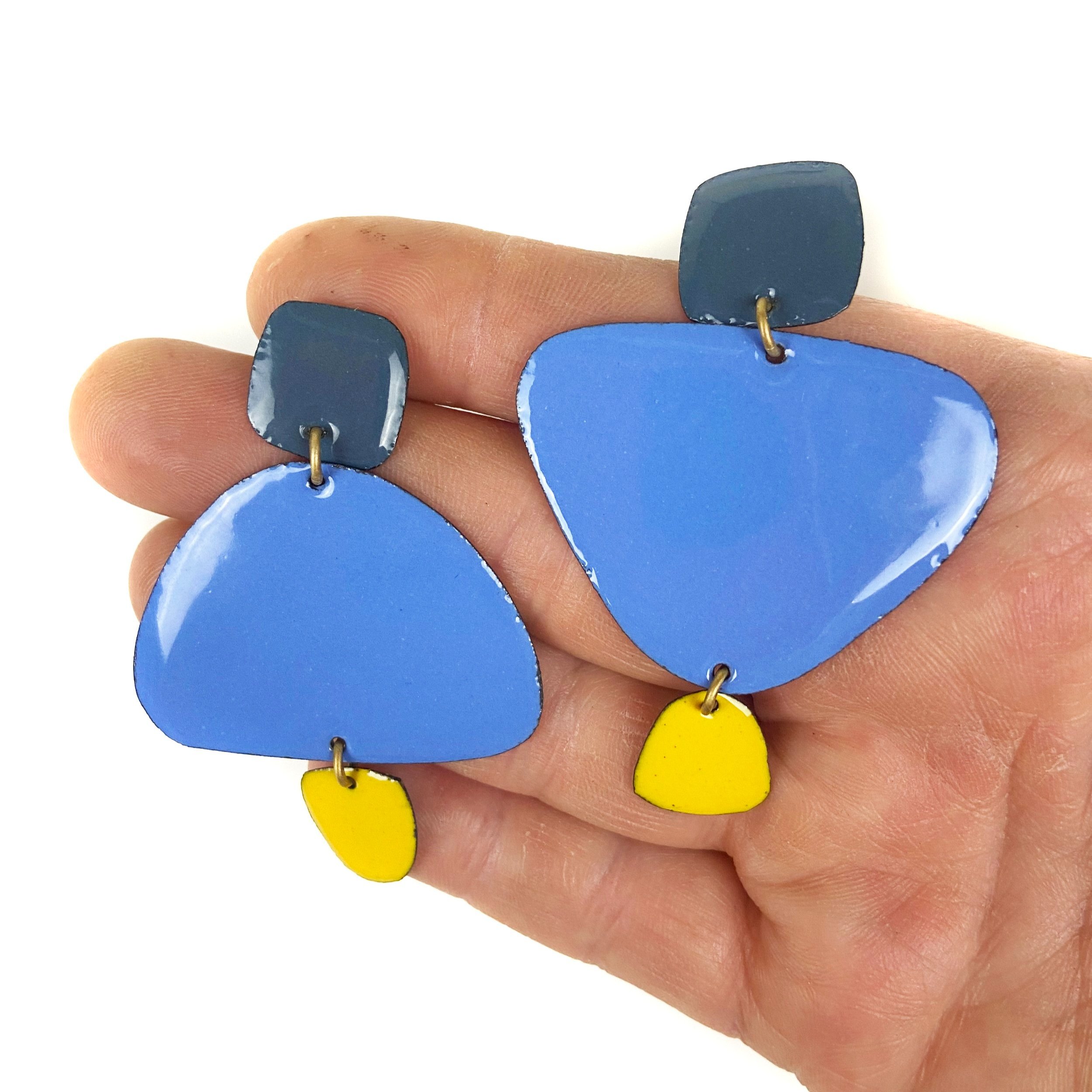 Large+Caveman+Earrings+Grey+Blue+Yellow+hand.jpg