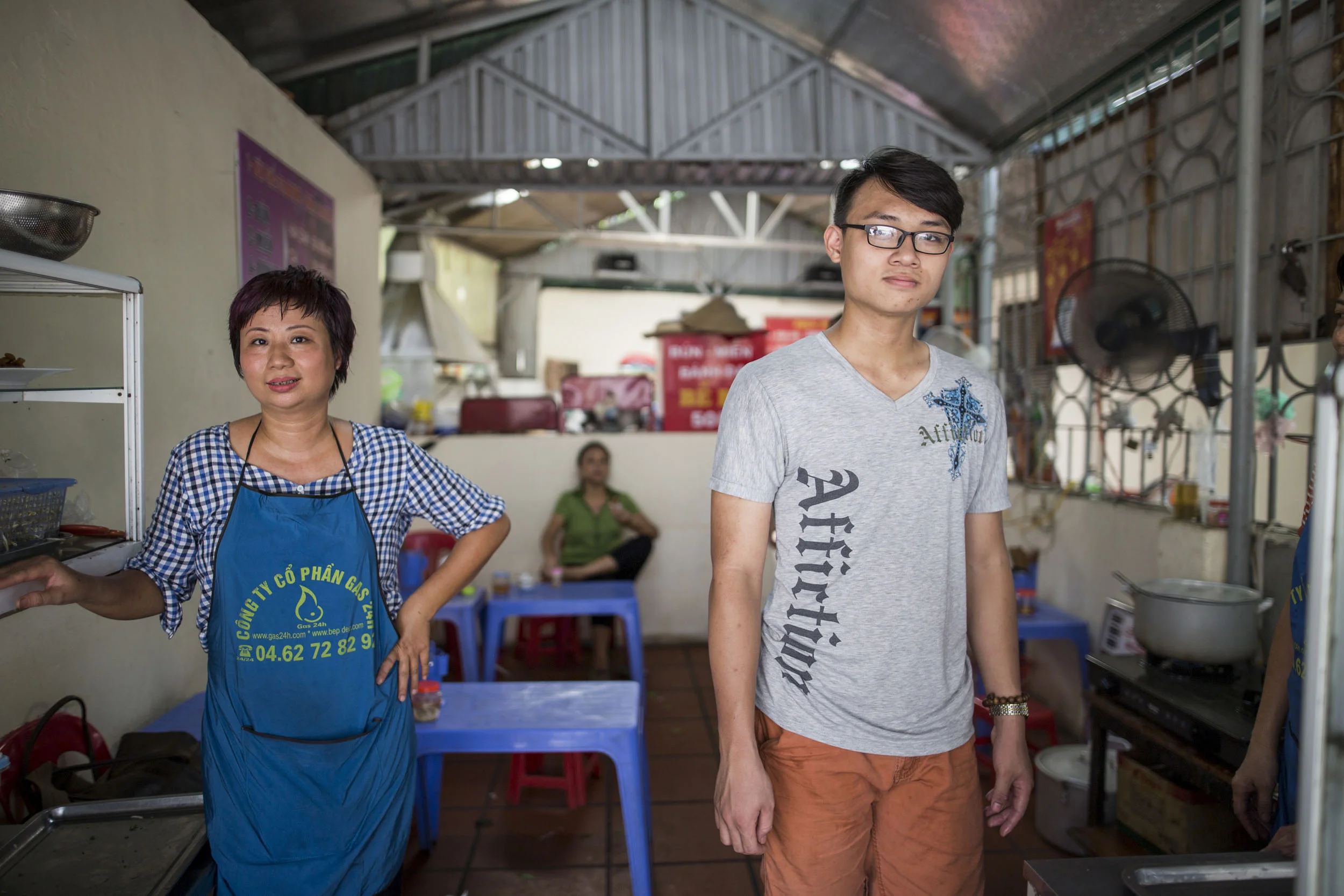 VolaVisuals Bun Cha Shop - 029.jpg