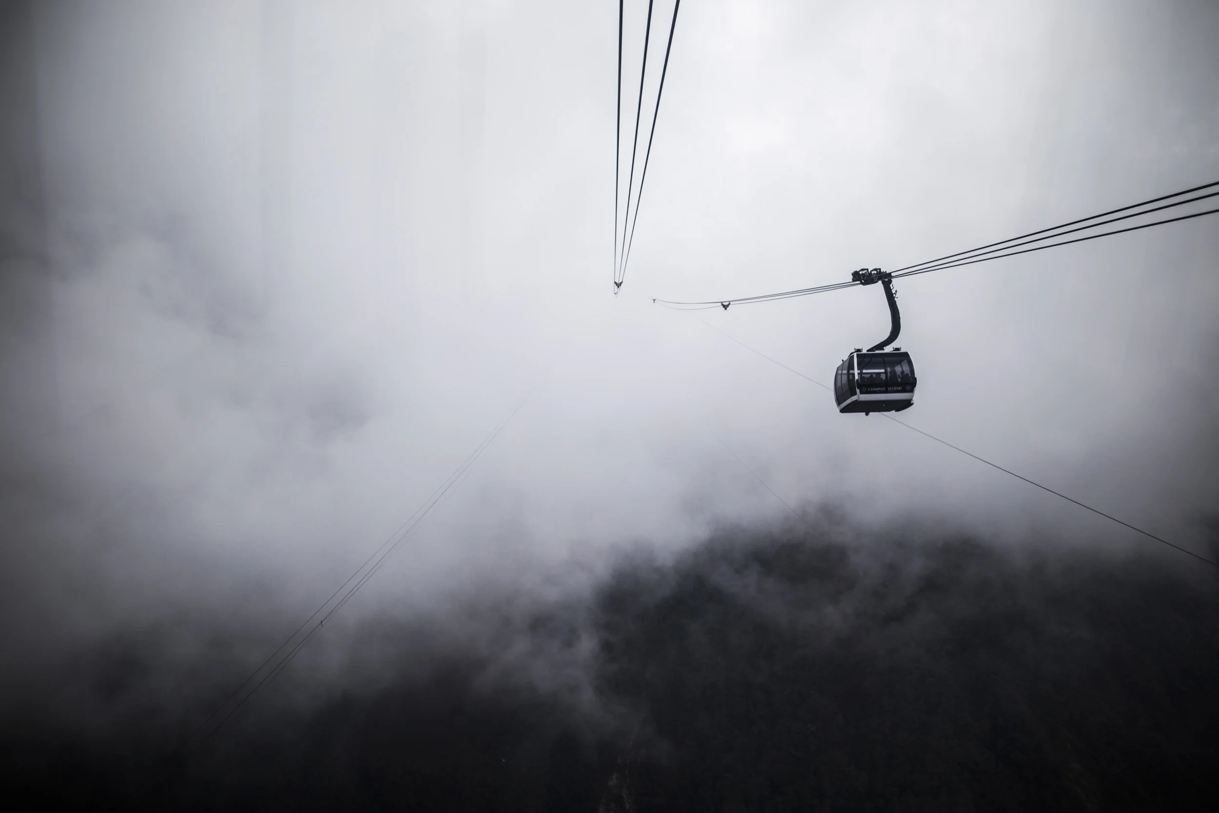 VolaVisuals Sapa Cable Car - 007.jpg