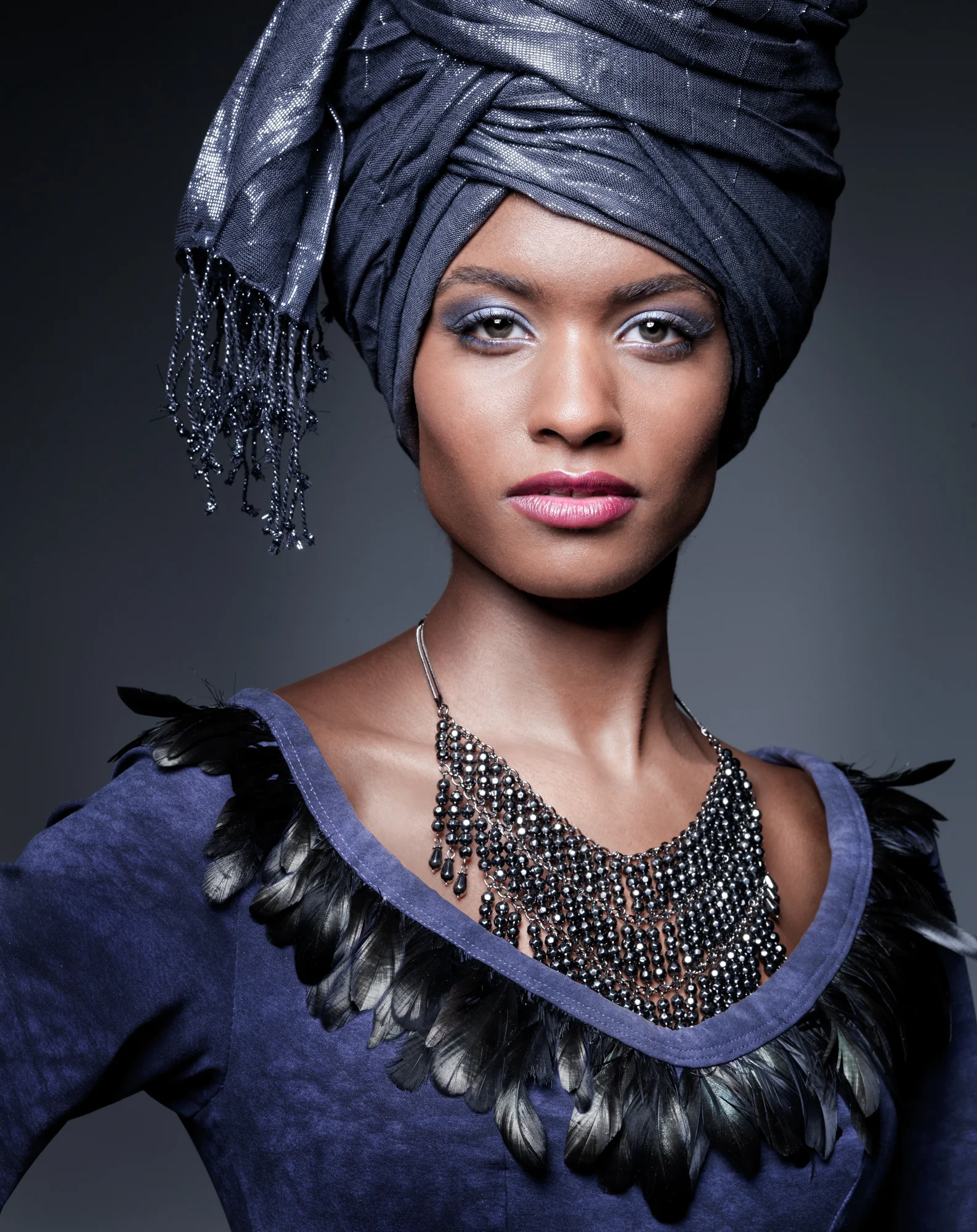 Studio Portrait Fotografie, Leonie, African Queen, Porträtfotografie, Zürich, Schweiz