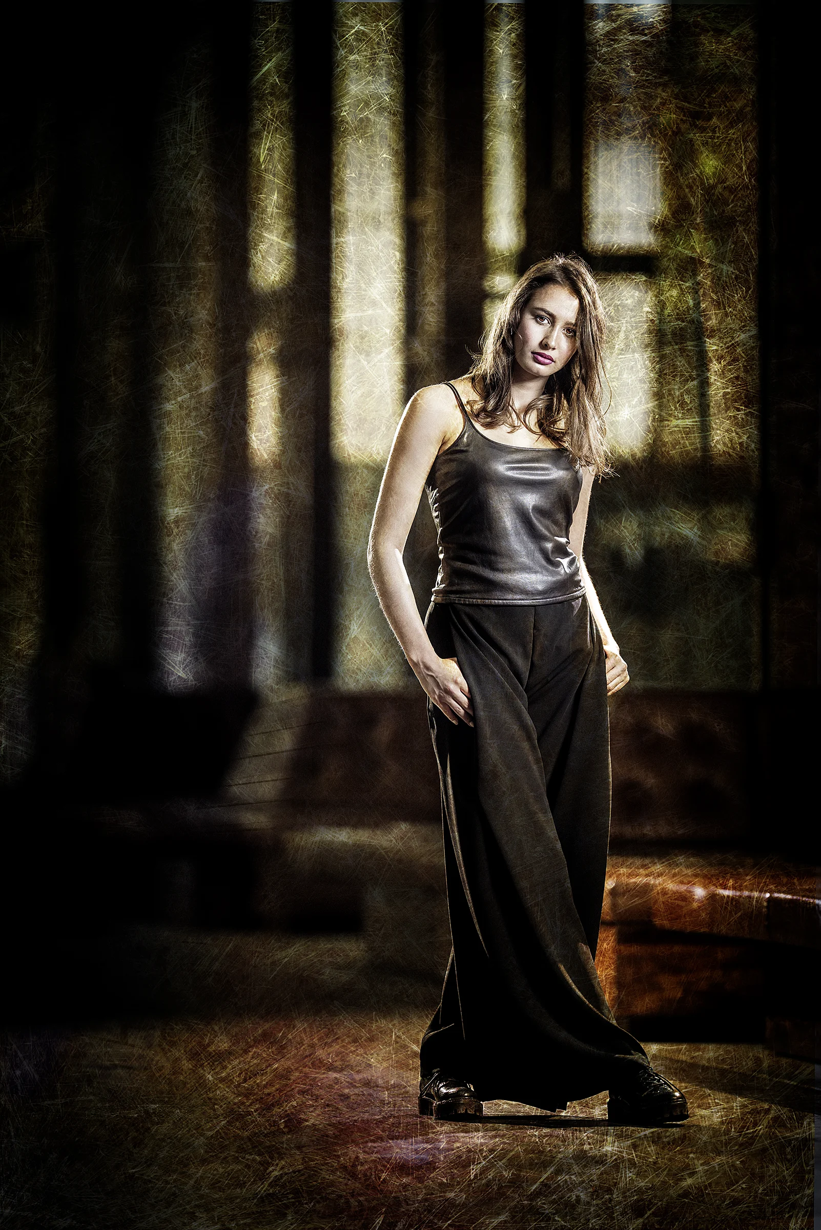 Portrait Fotografie on location, Kimia Goldrush, Ida Gut Fashion-Design, Studioportrait, Peoplefotografie, Portraitfotografie