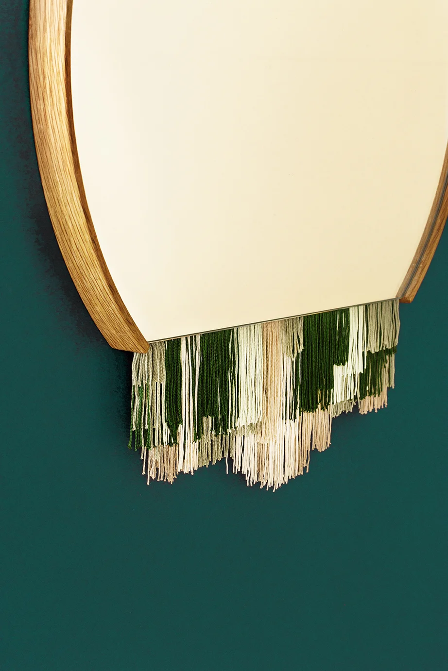 Fringe_mirros_lähis_web.jpg