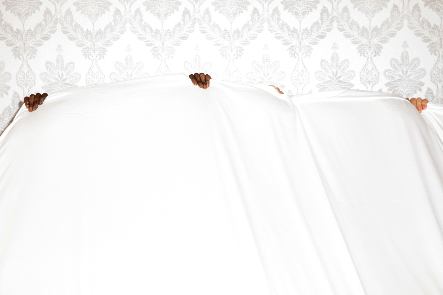 bed-sheet-surprise-SMALL.gif