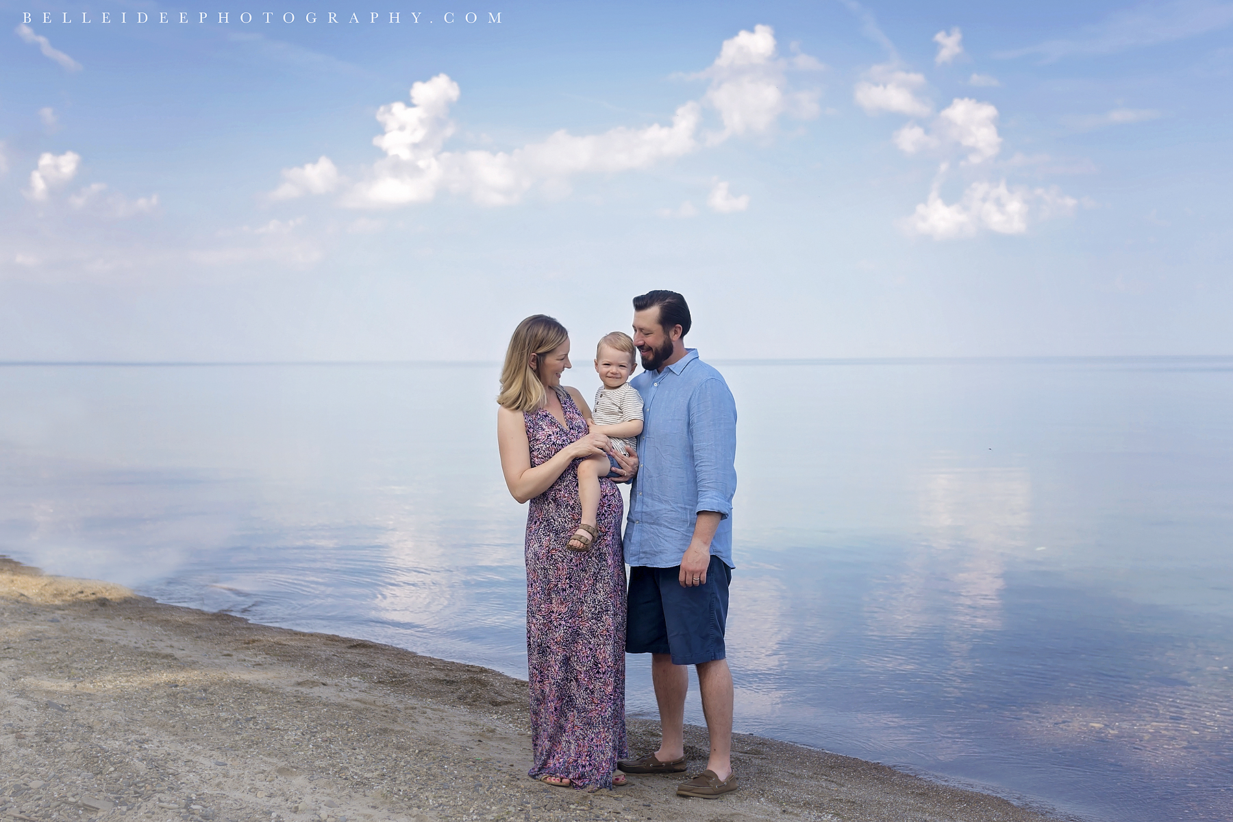 Buffalo, NY Lake Erie Family Photo Session