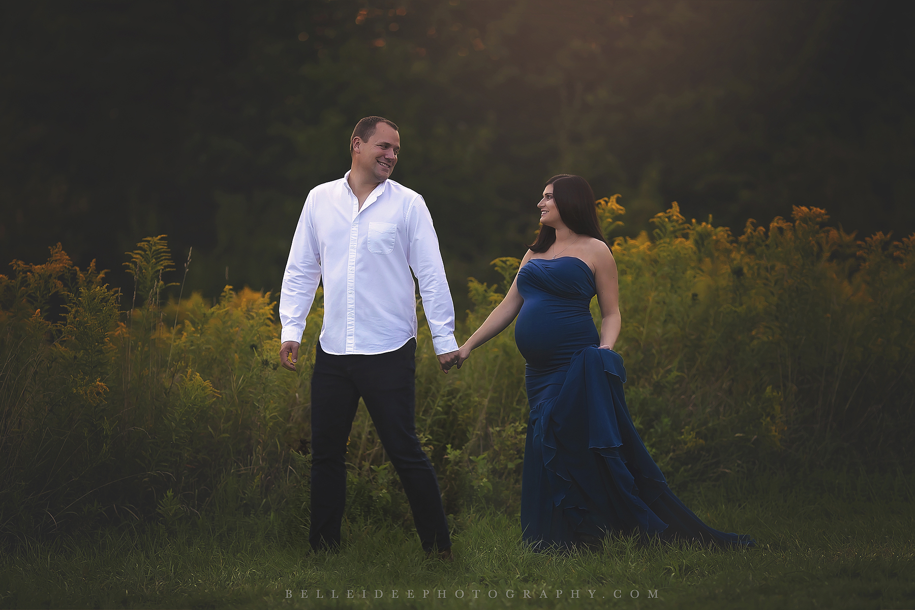 Best Maternity Photographer in Buffalo, NY
