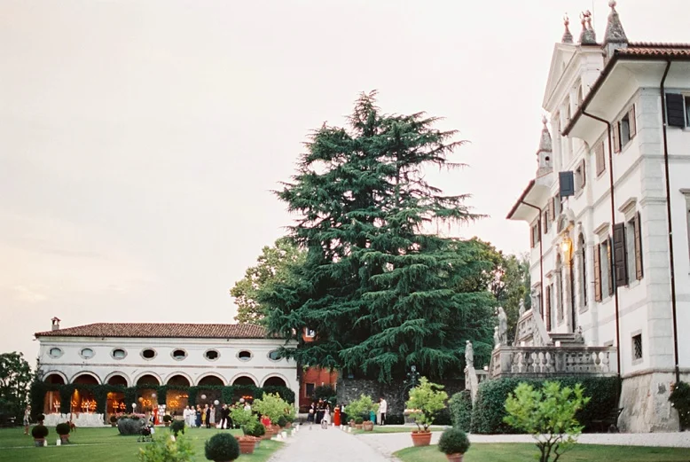 Italy_Villa_Wedding_peachesandmint_0058.jpg