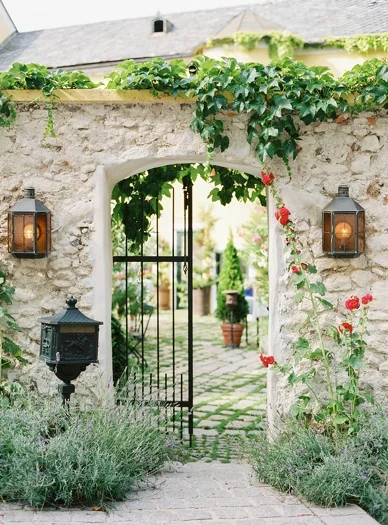 Intimate_Austrian_Wedding_0003.jpg