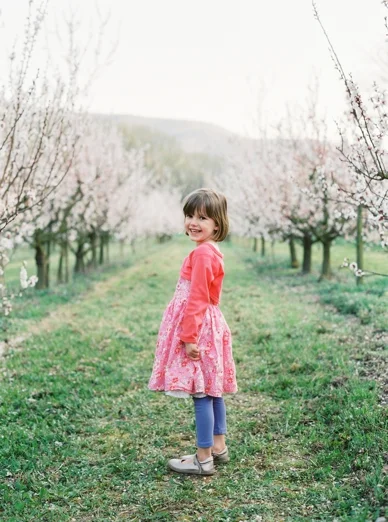 Apricot_Blossoms_Family_Shoot_0008.jpg