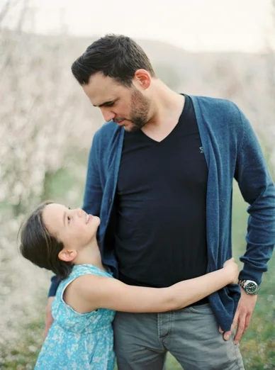 Apricot_Blossoms_Family_Shoot_0012.jpg